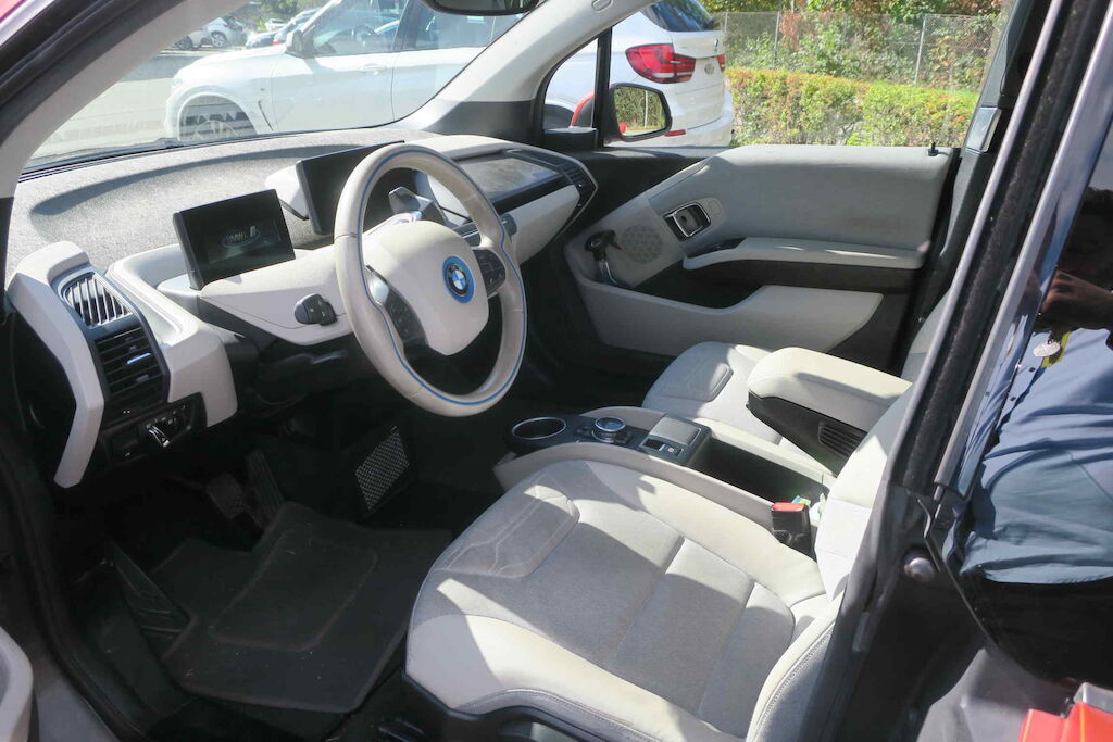 BMW i3 (94Ah)-image-6
