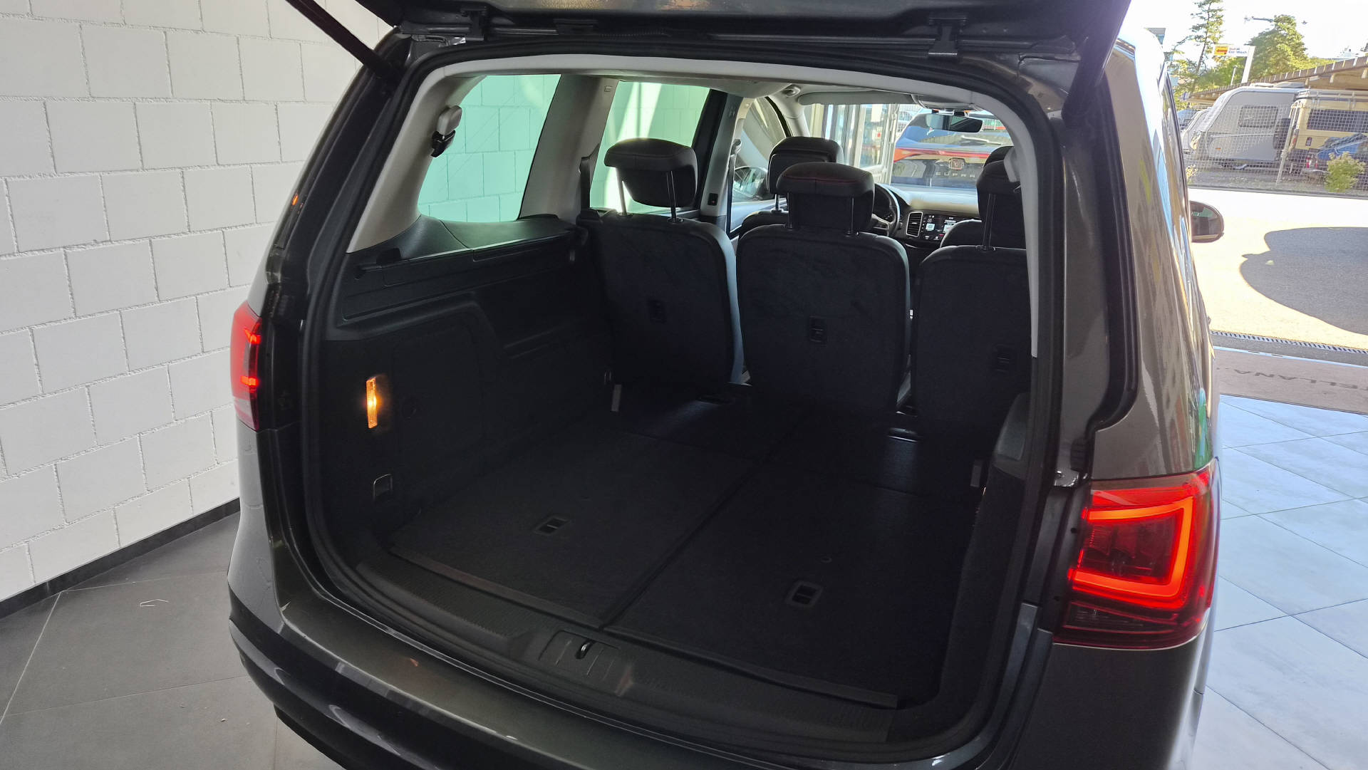 SEAT Alhambra 1.4 TSI FR Line DSG S/S-image-4