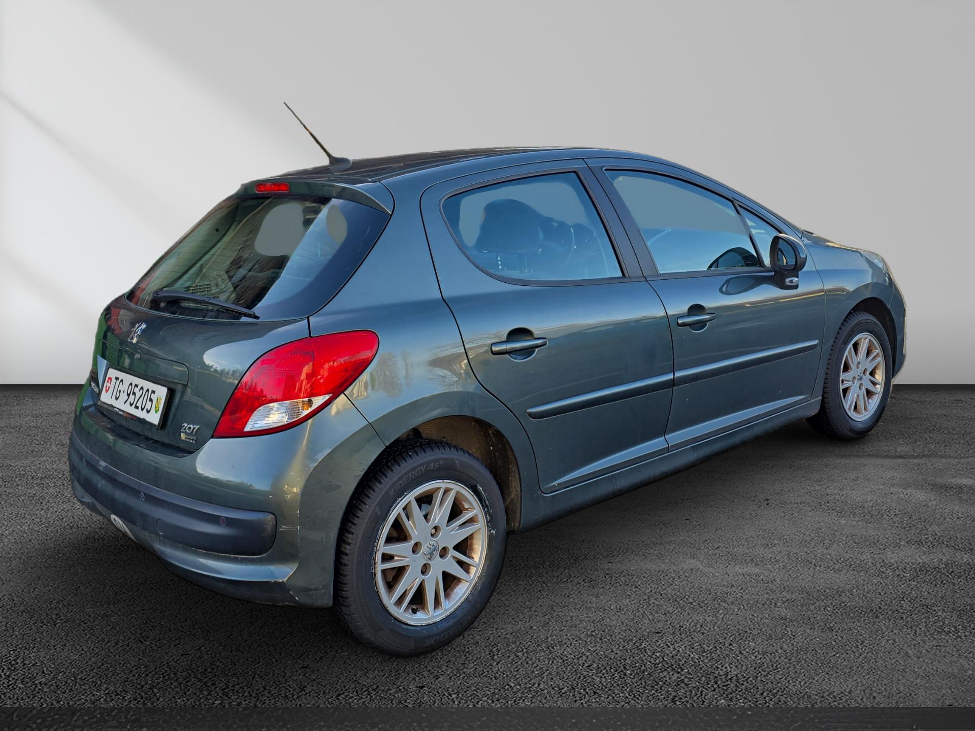 PEUGEOT 207 1.6 16V XT Automatic-image-2