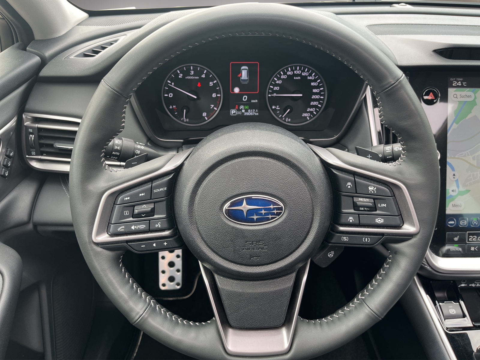 SUBARU Outback 2.5i Luxury-image-11
