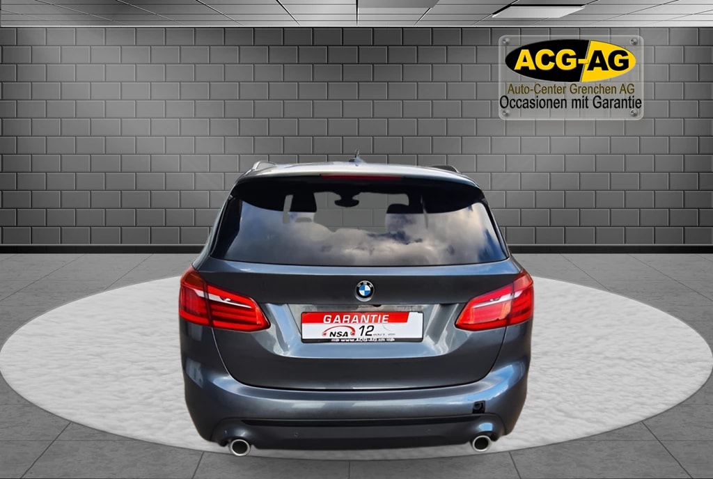 BMW 220d Active Tourer Steptronic Luxury Line ** Teil-Leder ** Gr-Navi ** RF-Kamera ** Panorama-Glass ** H.Up Display ** Sitzmemory-image-4