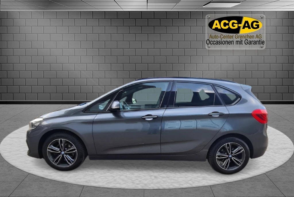 BMW 220d Active Tourer Steptronic Luxury Line ** Teil-Leder ** Gr-Navi ** RF-Kamera ** Panorama-Glass ** H.Up Display ** Sitzmemory-image-3