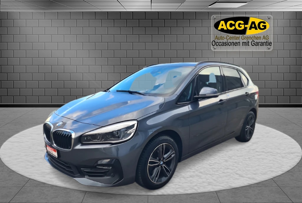 BMW 220d Active Tourer Steptronic Luxury Line ** Teil-Leder ** Gr-Navi ** RF-Kamera ** Panorama-Glass ** H.Up Display ** Sitzmemory-image-2