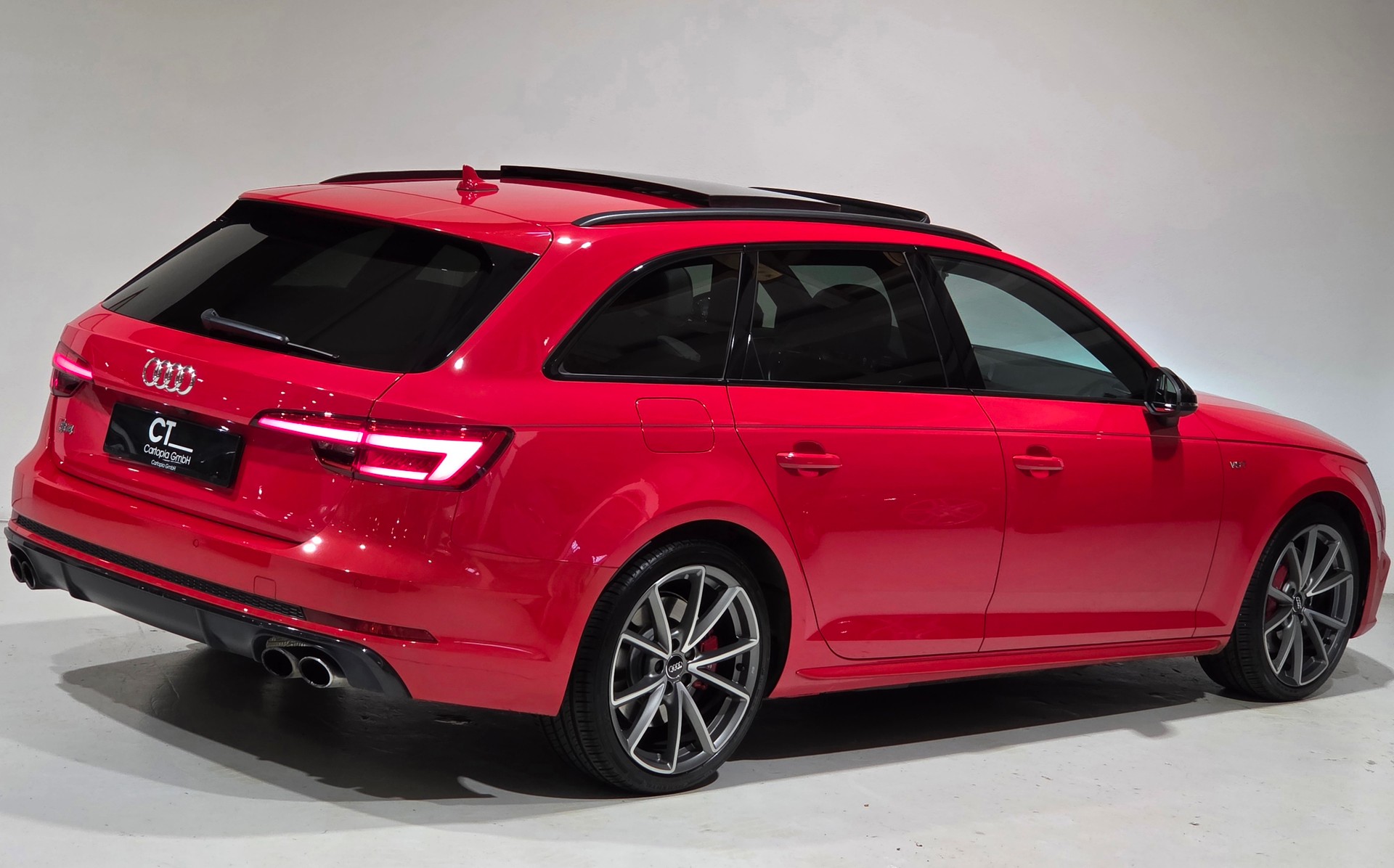 AUDI S4 Avant 3.0 TFSI quattro tiptronic-image-27