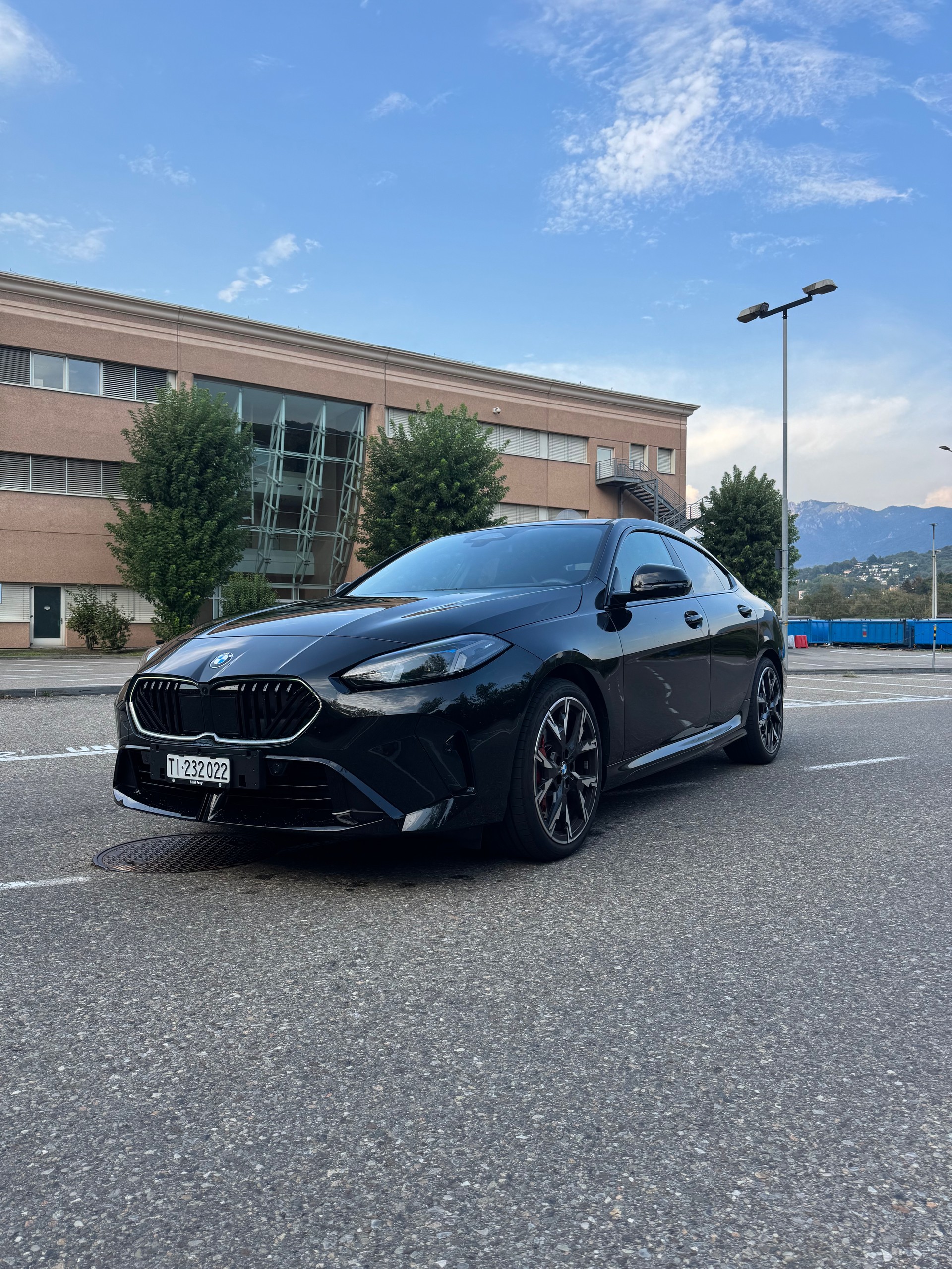 BMW 223i xDrive Gran Coupé-image-1