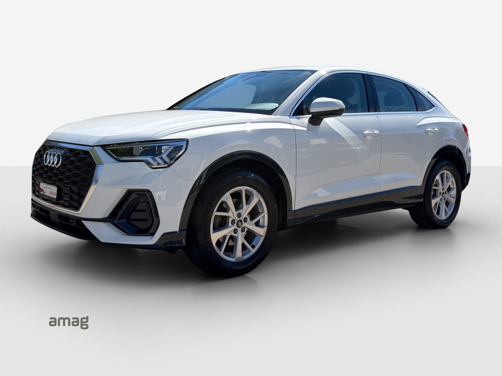 AUDI Q3 Sportback 35 TFSI Attraction S-tronic-image-0
