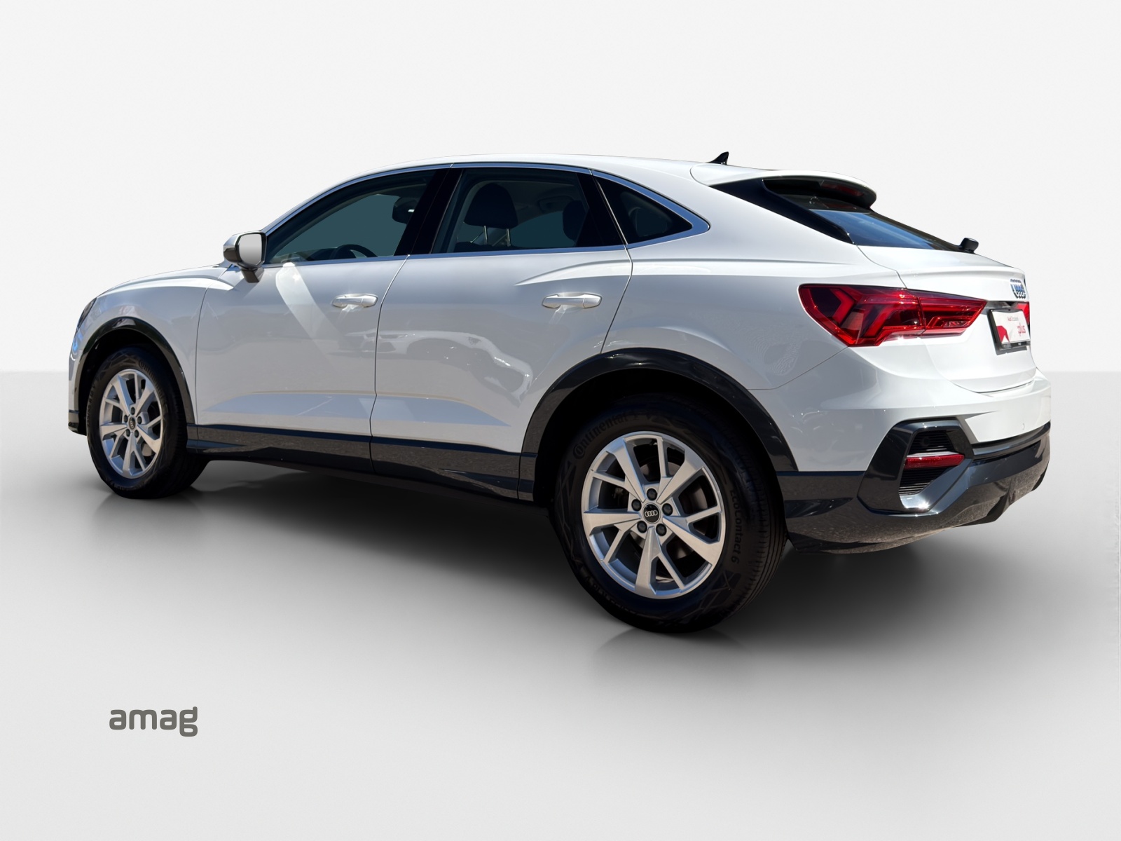 AUDI Q3 Sportback 35 TFSI Attraction S-tronic-image-2