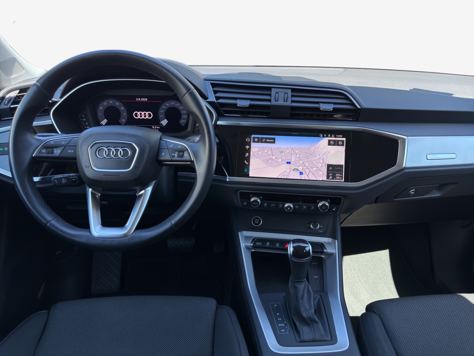 AUDI Q3 Sportback 35 TFSI Attraction S-tronic-image-8