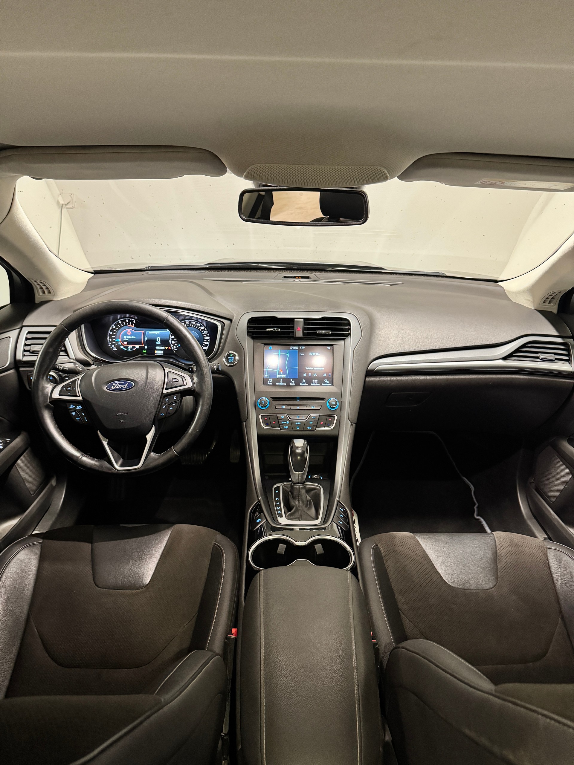 FORD Mondeo 2.0 TDCi Titanium AWD PowerShift *AHK*-image-8