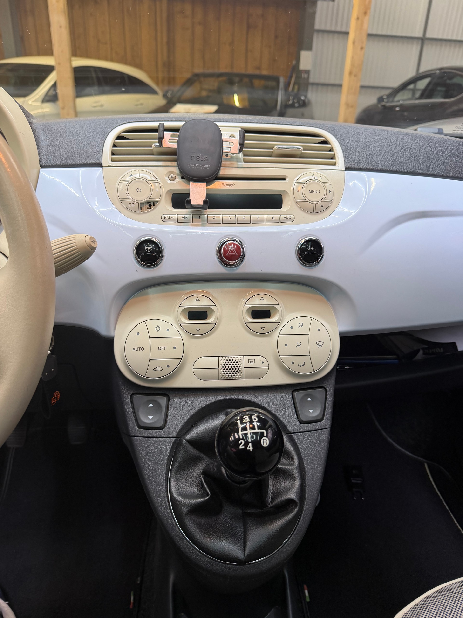 FIAT 500 1.3 JTD Lounge-image-11
