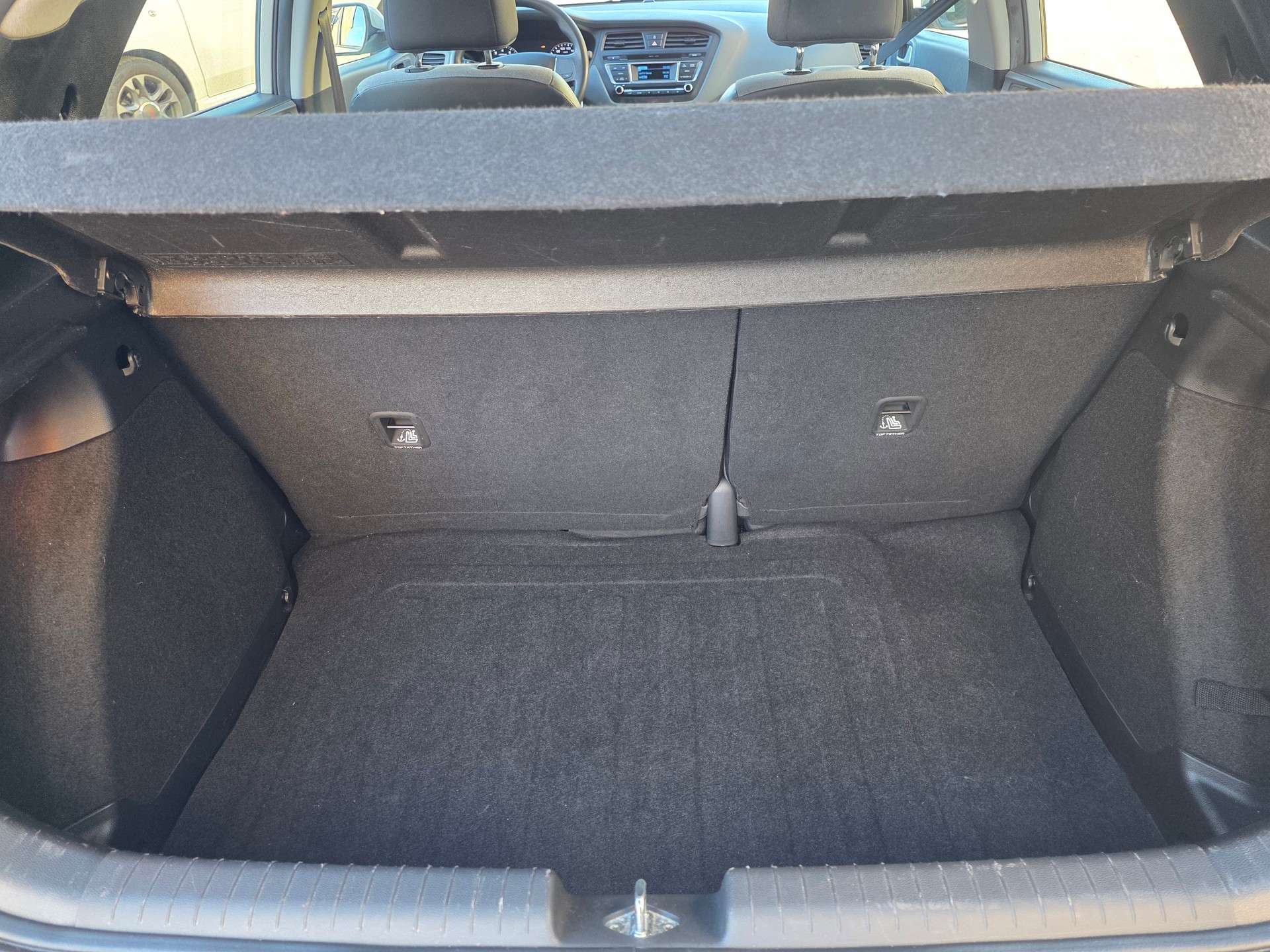 HYUNDAI i20 1.2 Origo-image-13