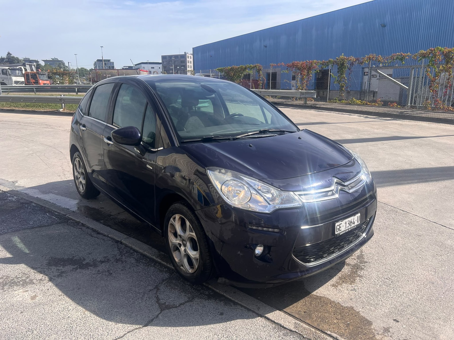 CITROEN C3 1.2i PureTech Exclusive-image-1