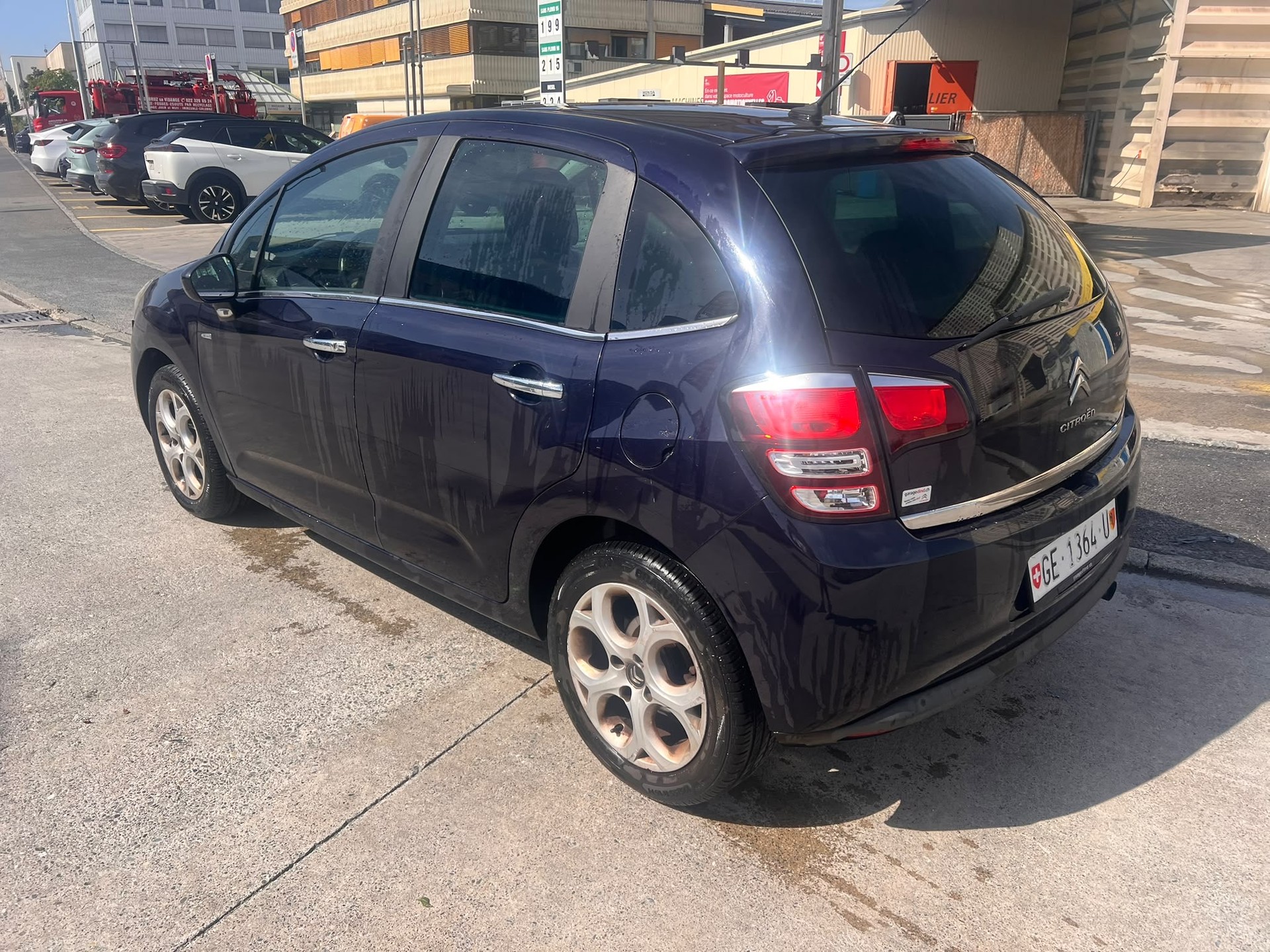 CITROEN C3 1.2i PureTech Exclusive-image-4