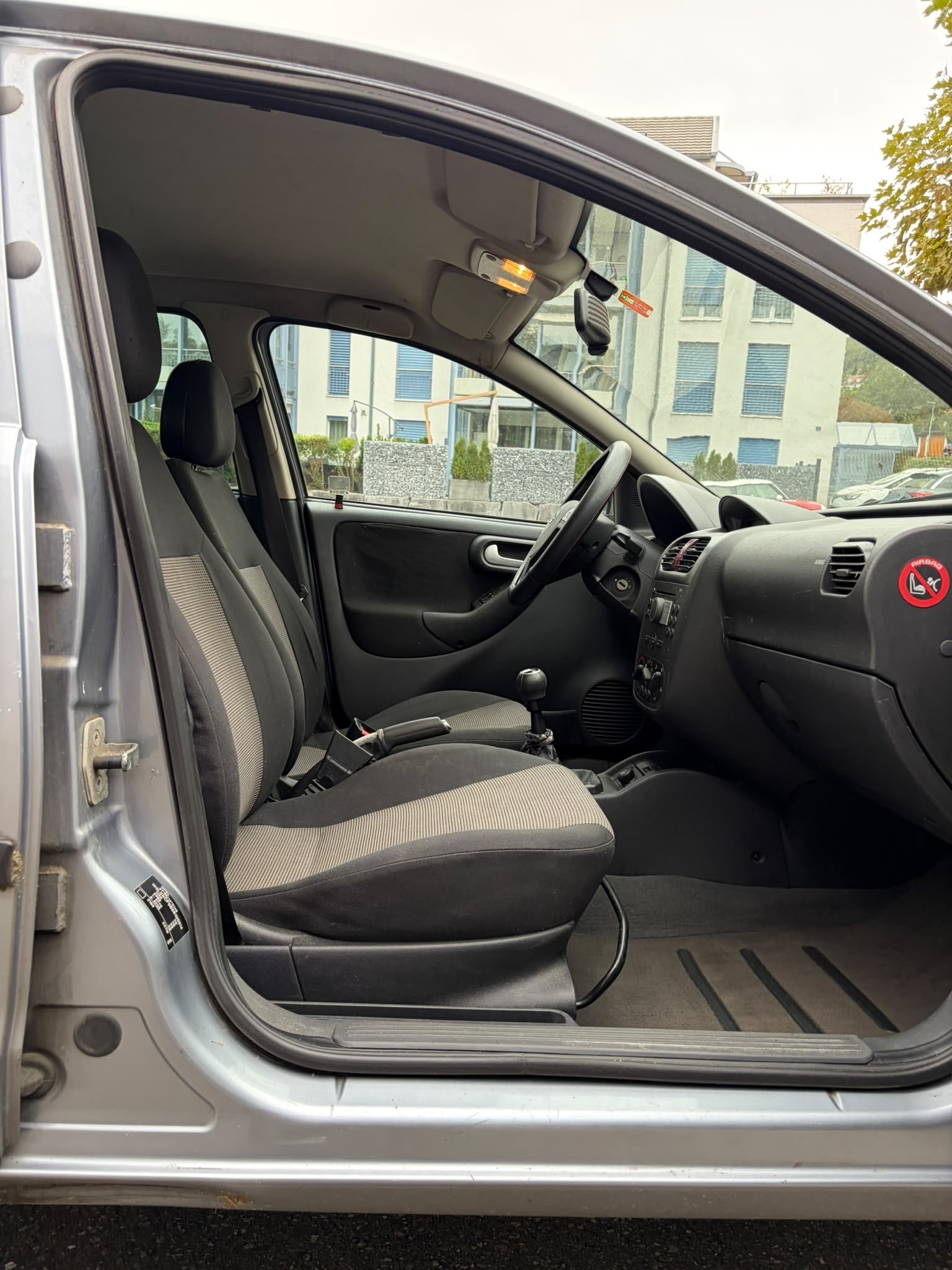 OPEL Corsa 1.2 TP (Essentia)-image-8