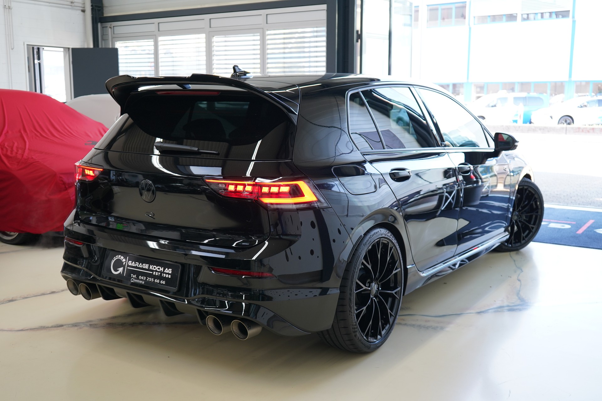 VW Golf 2.0 TSI R Black Edition DSG 4 Motion / Akrapovic * APR **-image-7