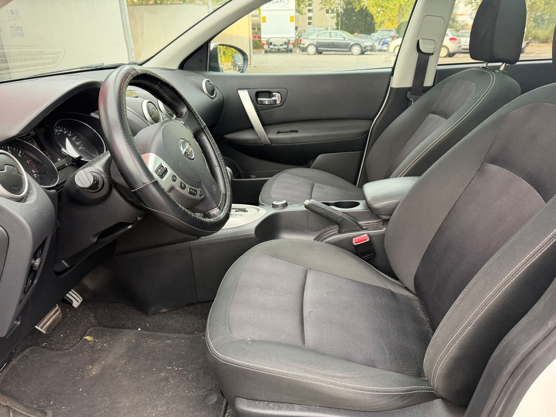 NISSAN Qashqai 2.0 4WD i-Way XTronic CVT-image-14