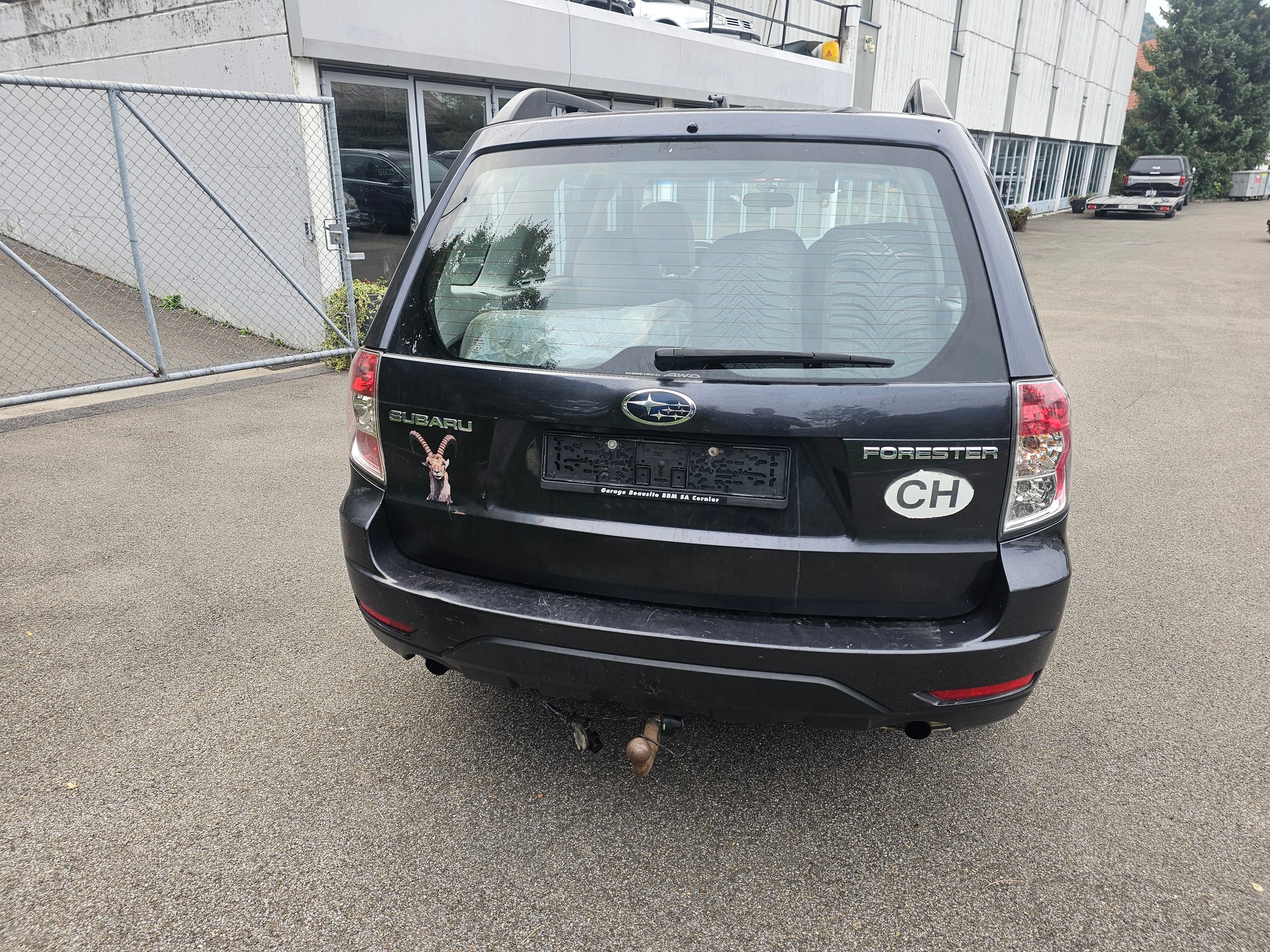 SUBARU Forester 2.0XS Limited-showroom-element-2