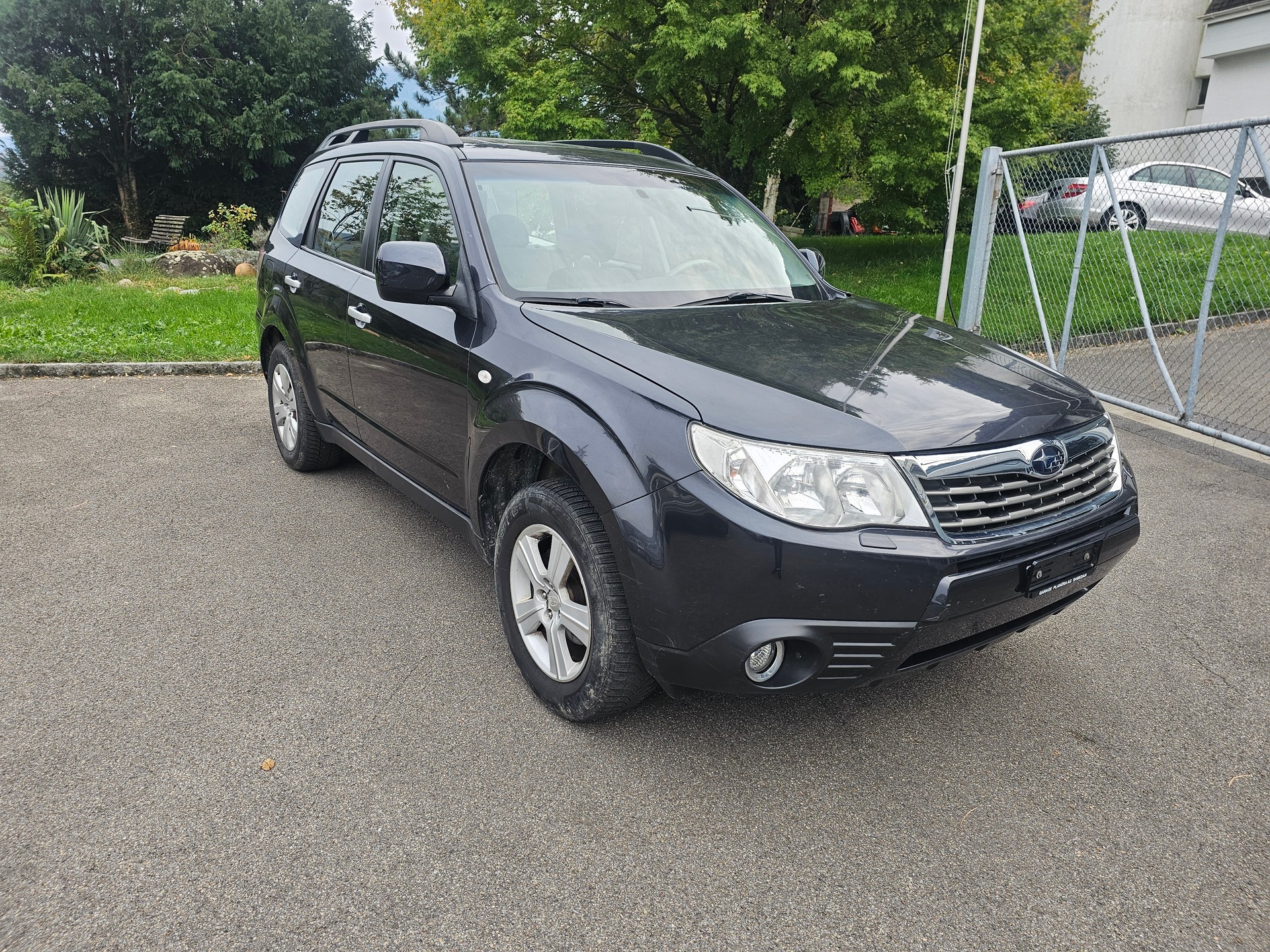 SUBARU Forester 2.0XS Limited-showroom-element-1