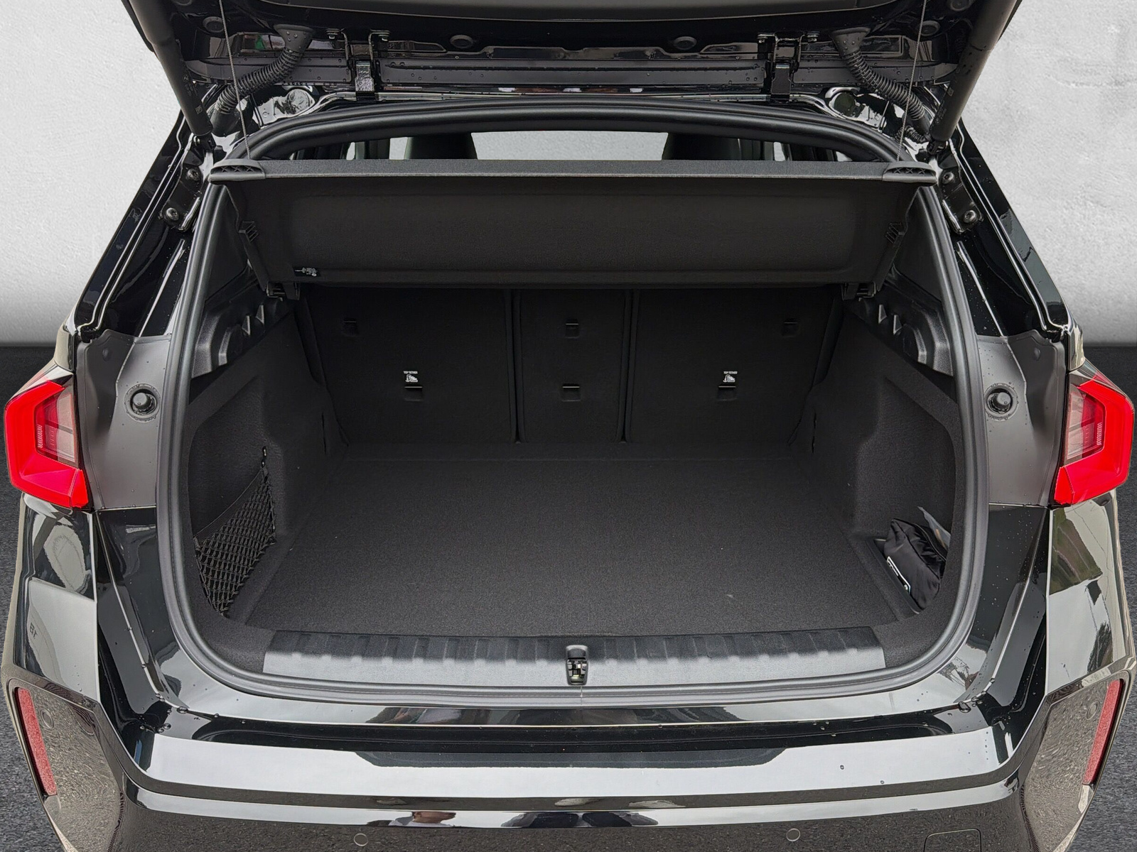 BMW X1 xDrive 20d 48V M Sport-image-8