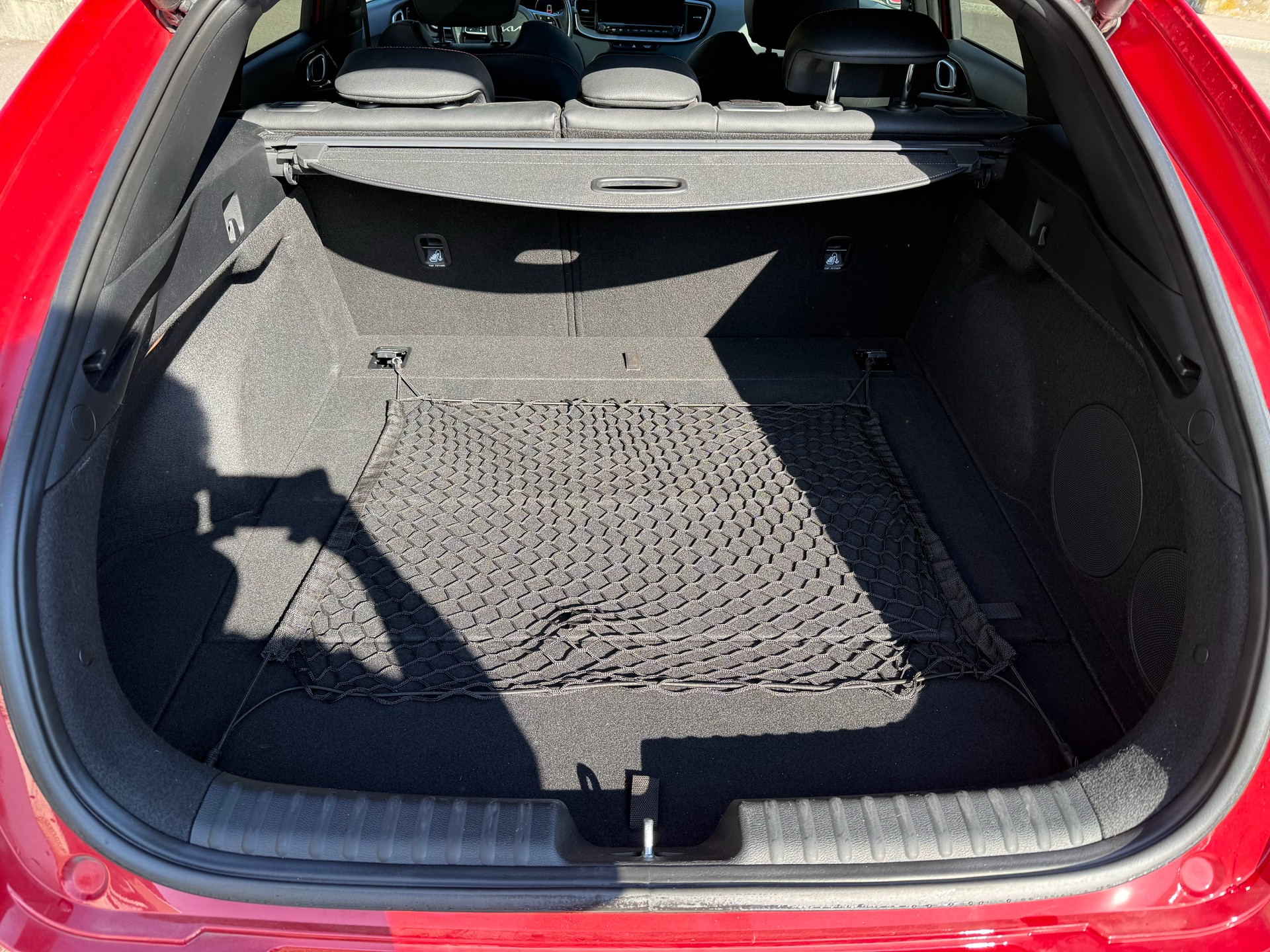 KIA ProCeed 1.6 T-GDi GT DCT-image-12
