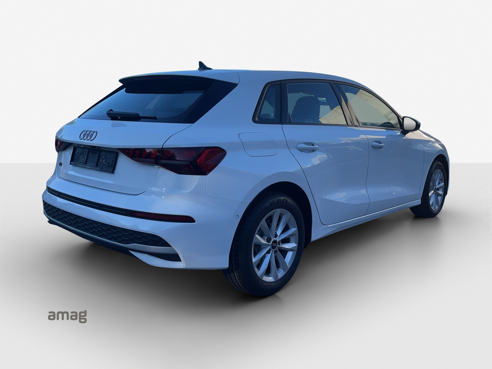 AUDI A3 Sportback TFSI 85 kW Ambition S-tronic-image-4