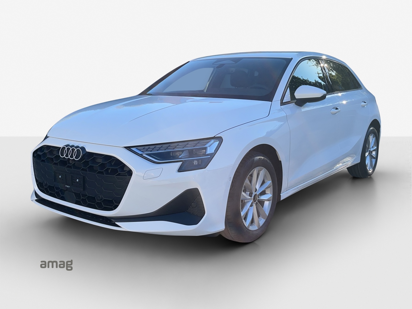 AUDI A3 Sportback TFSI 85 kW Ambition S-tronic-image-0