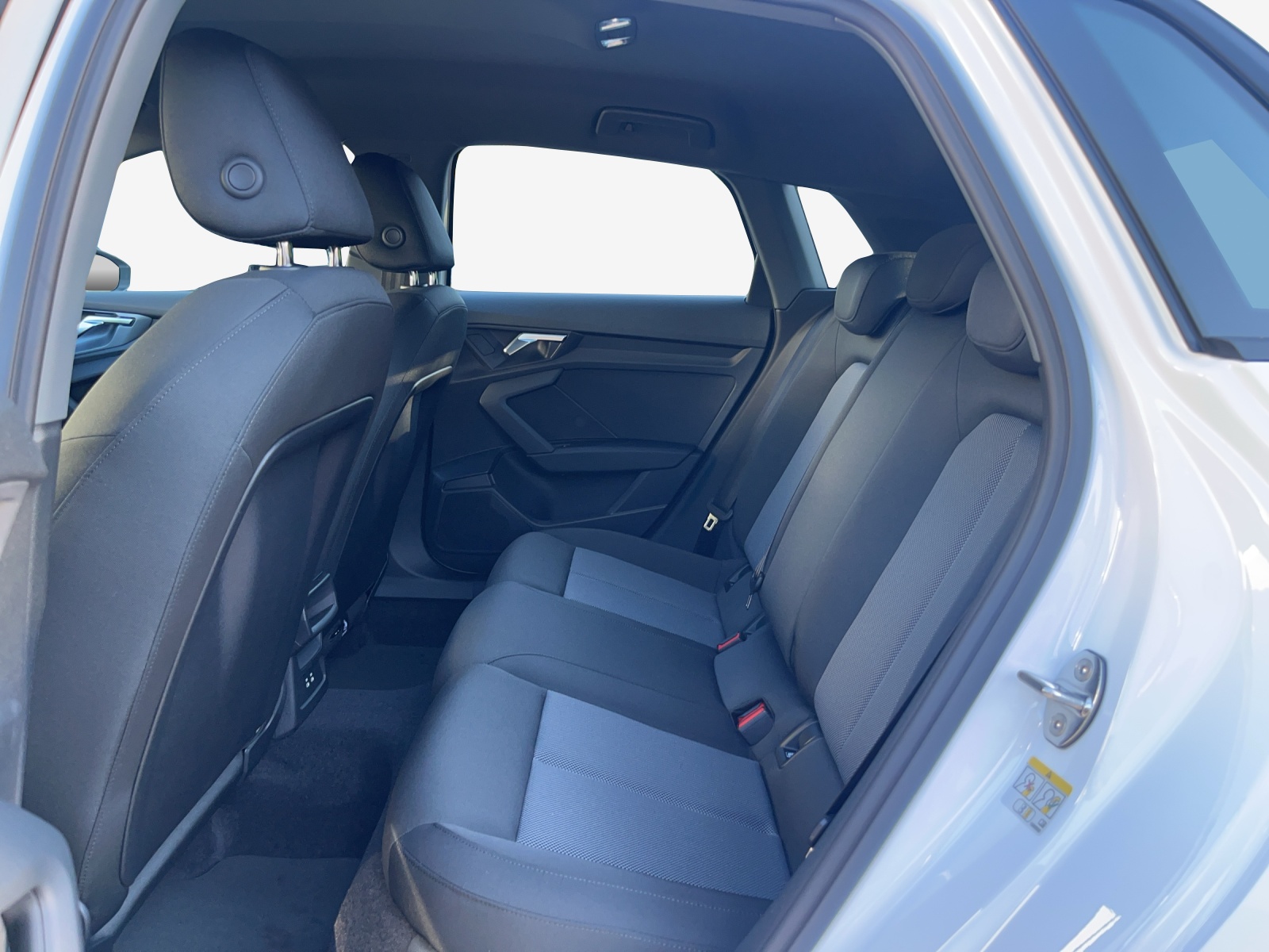 AUDI A3 Sportback TFSI 85 kW Ambition S-tronic-image-11
