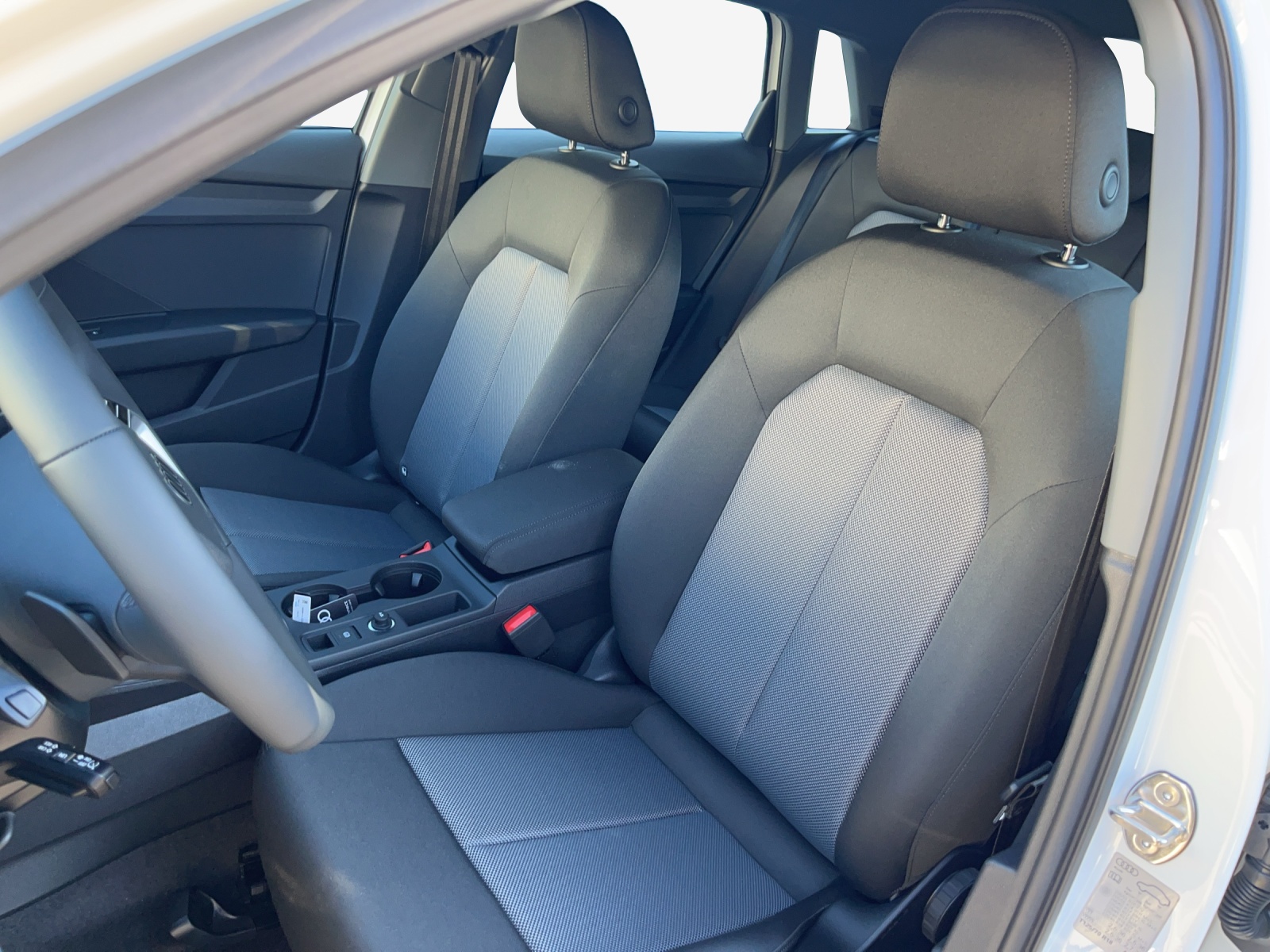 AUDI A3 Sportback TFSI 85 kW Ambition S-tronic-image-15