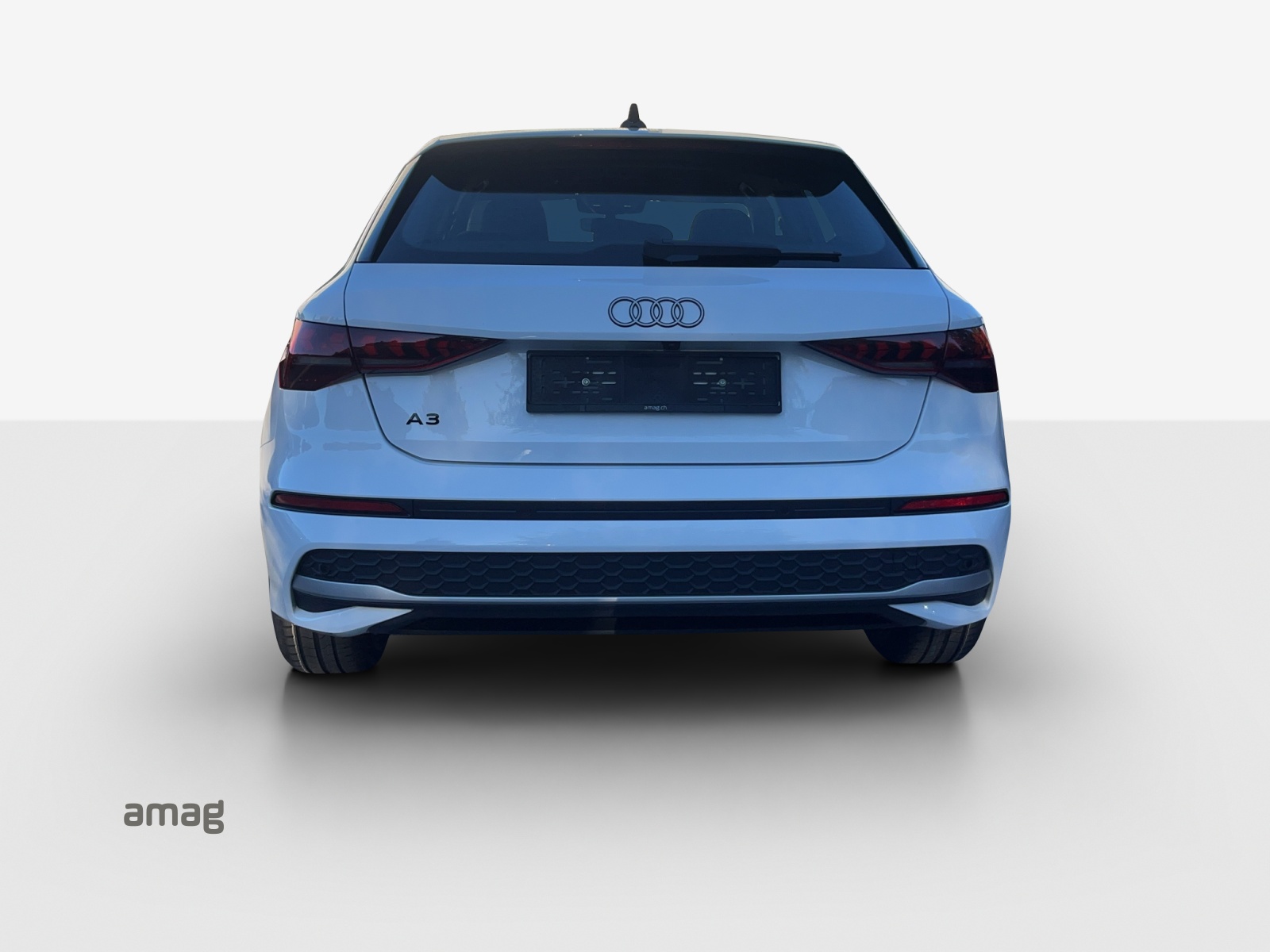 AUDI A3 Sportback TFSI 85 kW Ambition S-tronic-image-3