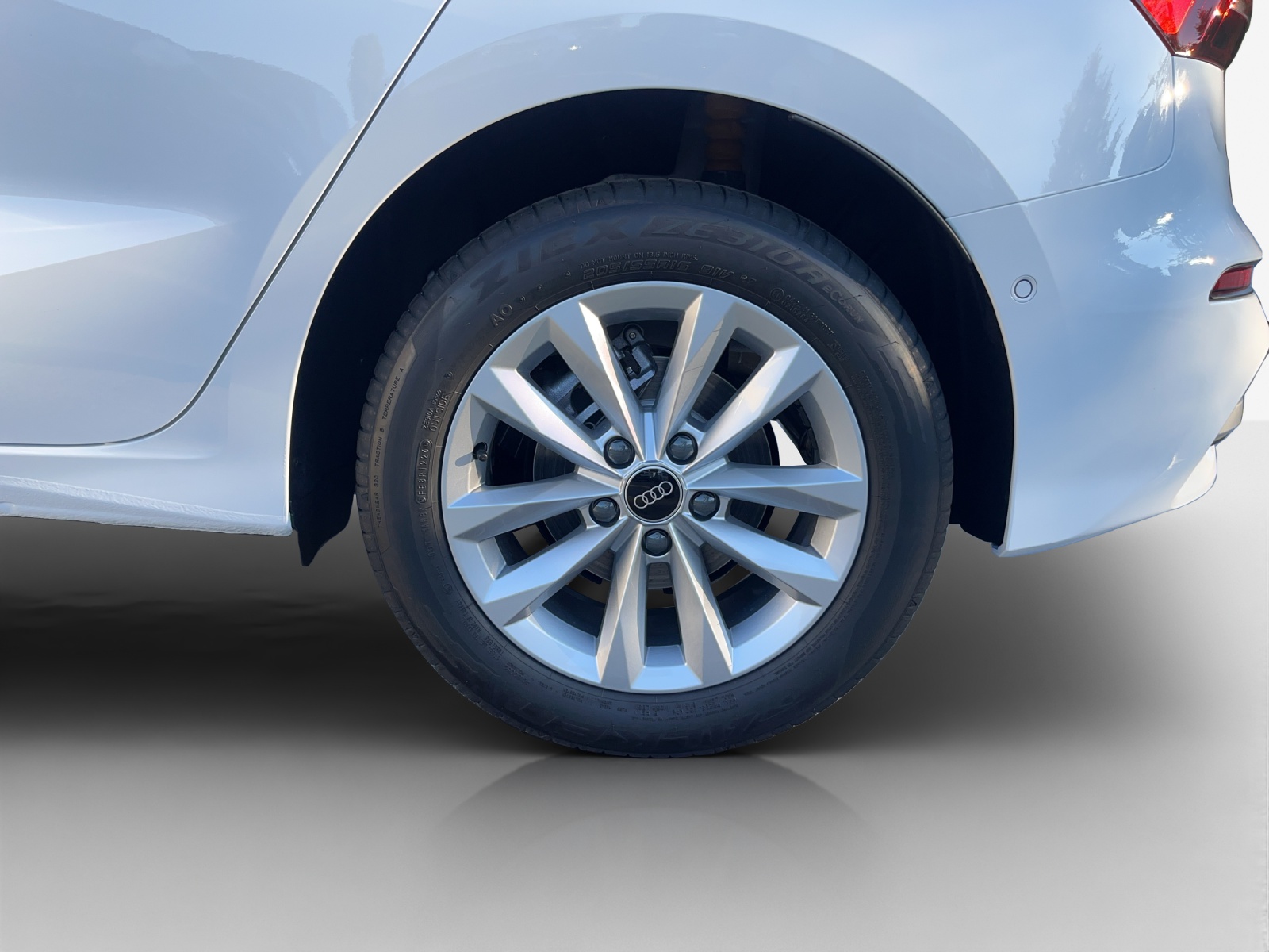 AUDI A3 Sportback TFSI 85 kW Ambition S-tronic-image-13
