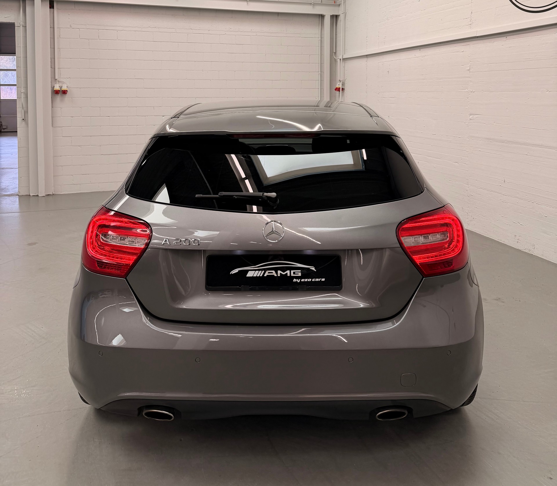 MERCEDES-BENZ A 200 Urban 7G-DCT-image-6