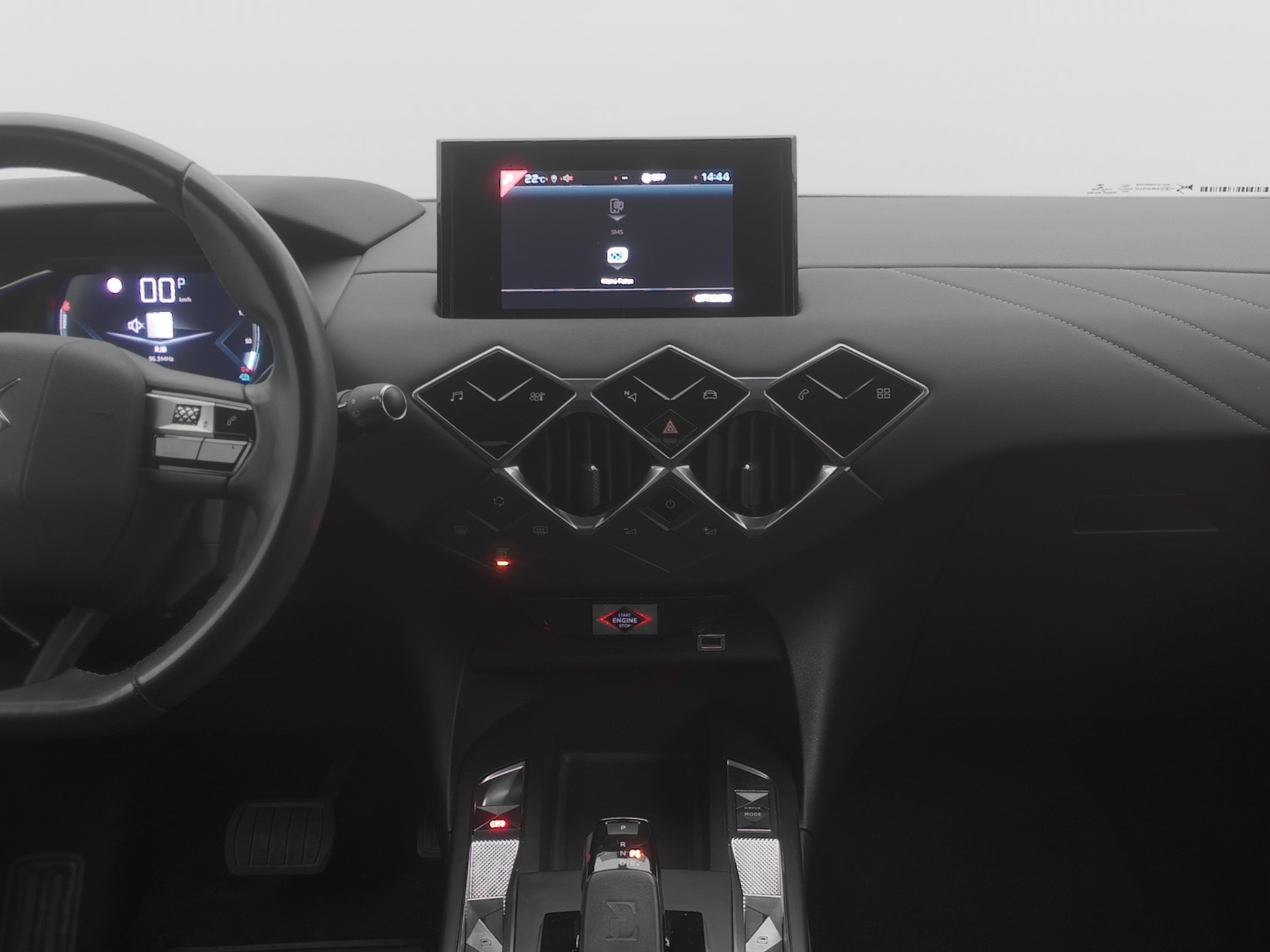 DS AUTOMOBILES DS 3 Crossback E-Tense So Chic-image-9