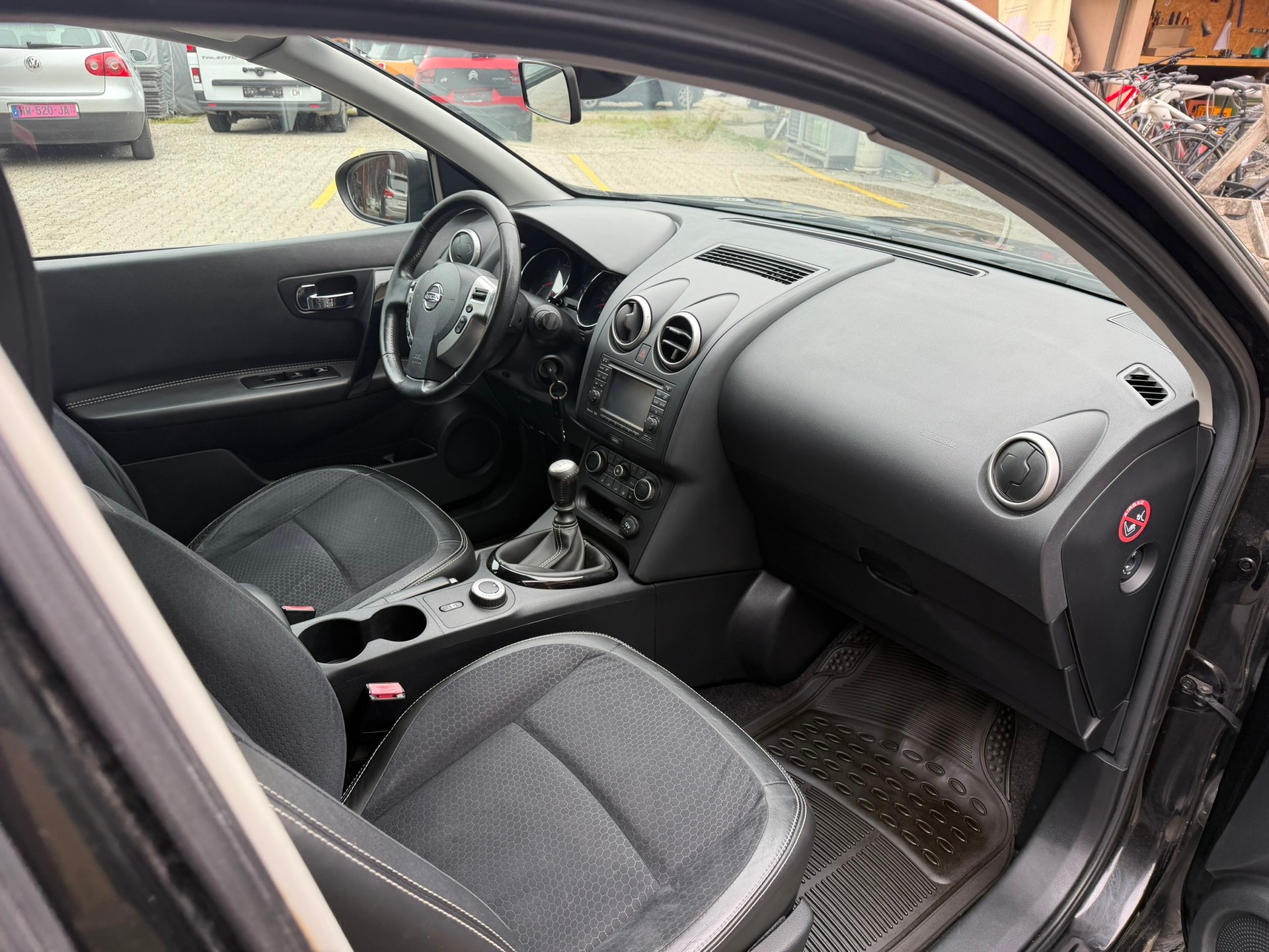 NISSAN Qashqai 1.6 dCi iStop 4WD i-Way-image-8