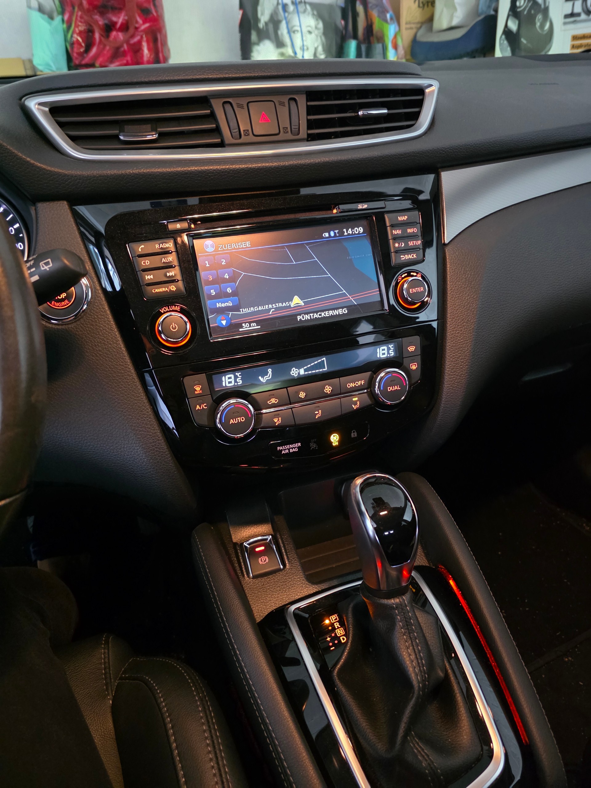 NISSAN 1.2 DIG-T Tekna-image-4
