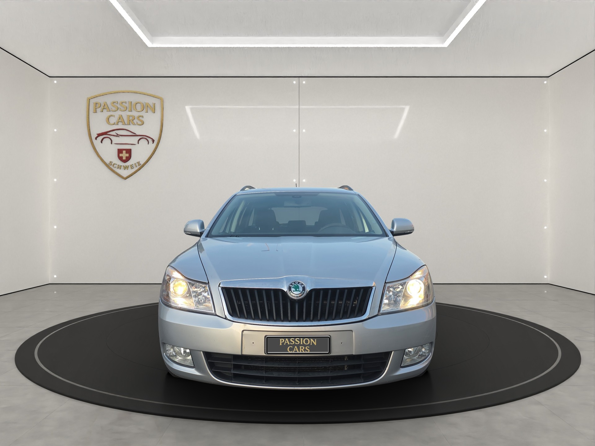 SKODA Octavia Combi 1.6 TDI Ambition DSG-image-8