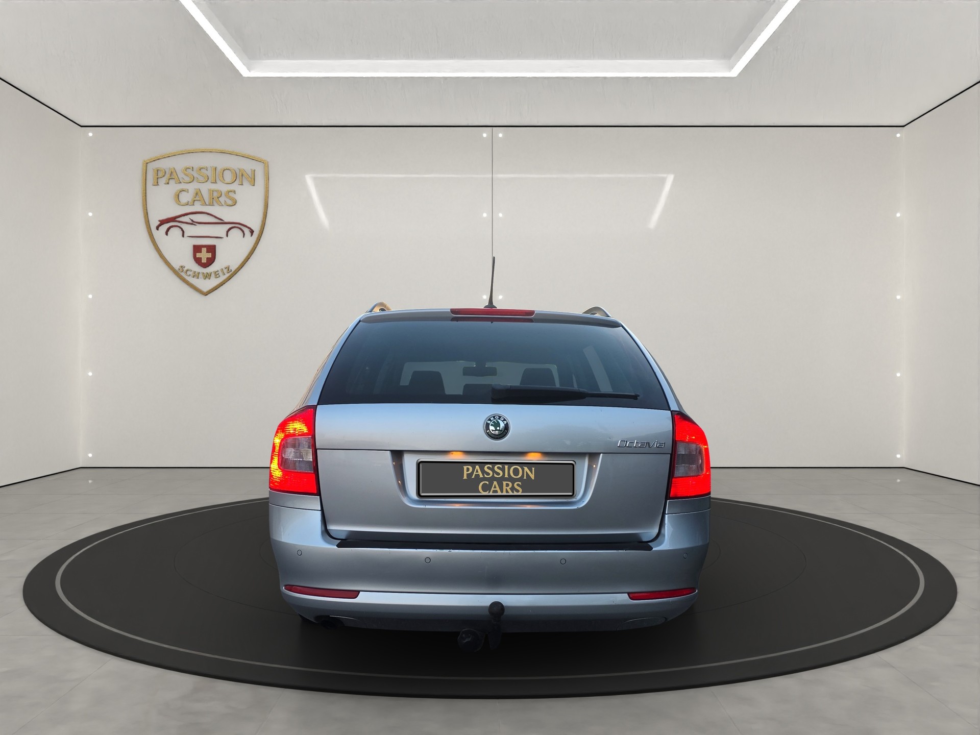 SKODA Octavia Combi 1.6 TDI Ambition DSG-image-4