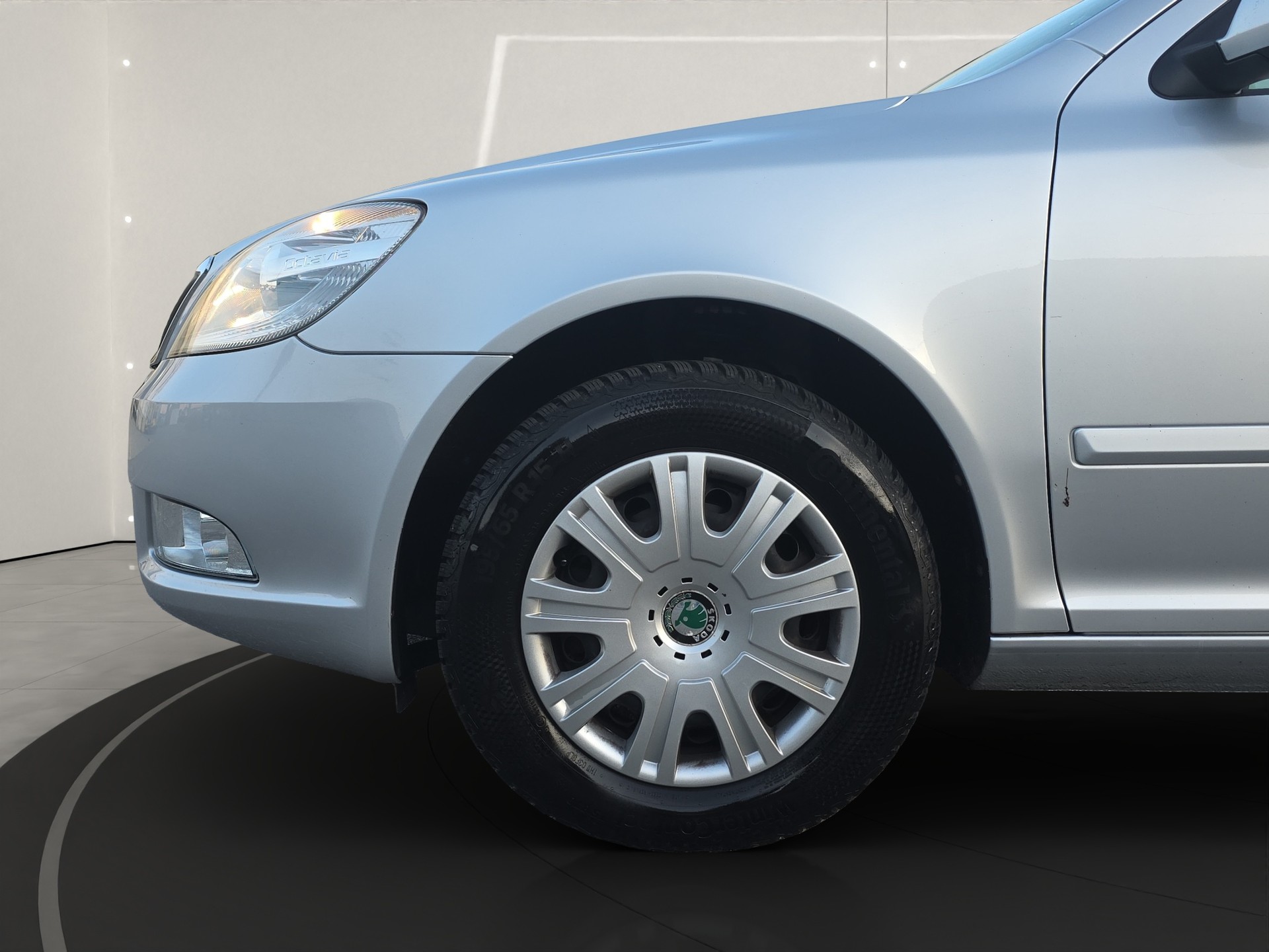 SKODA Octavia Combi 1.6 TDI Ambition DSG-image-15