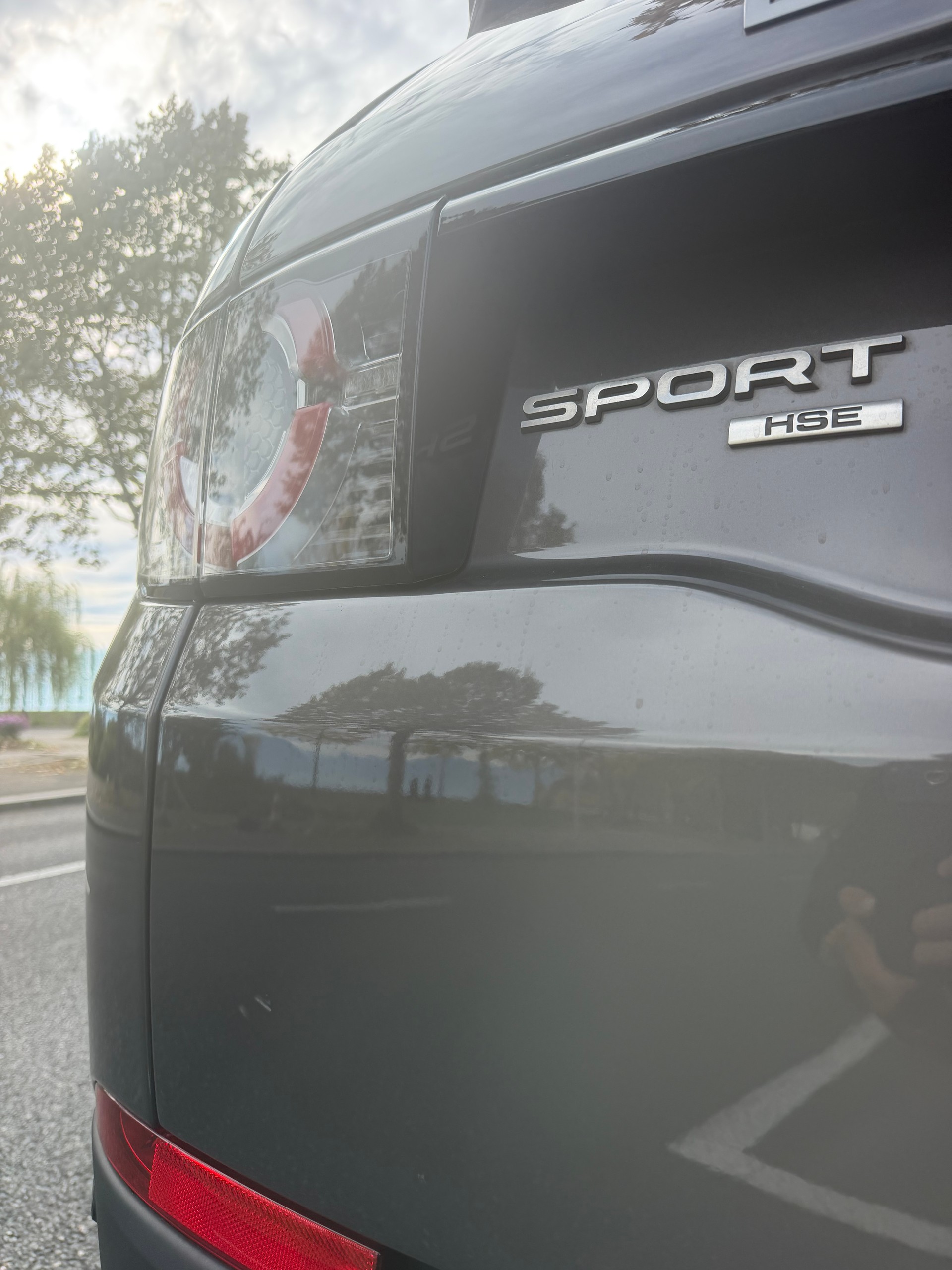 LAND ROVER 2.0 TD4 HSE Luxury-image-4