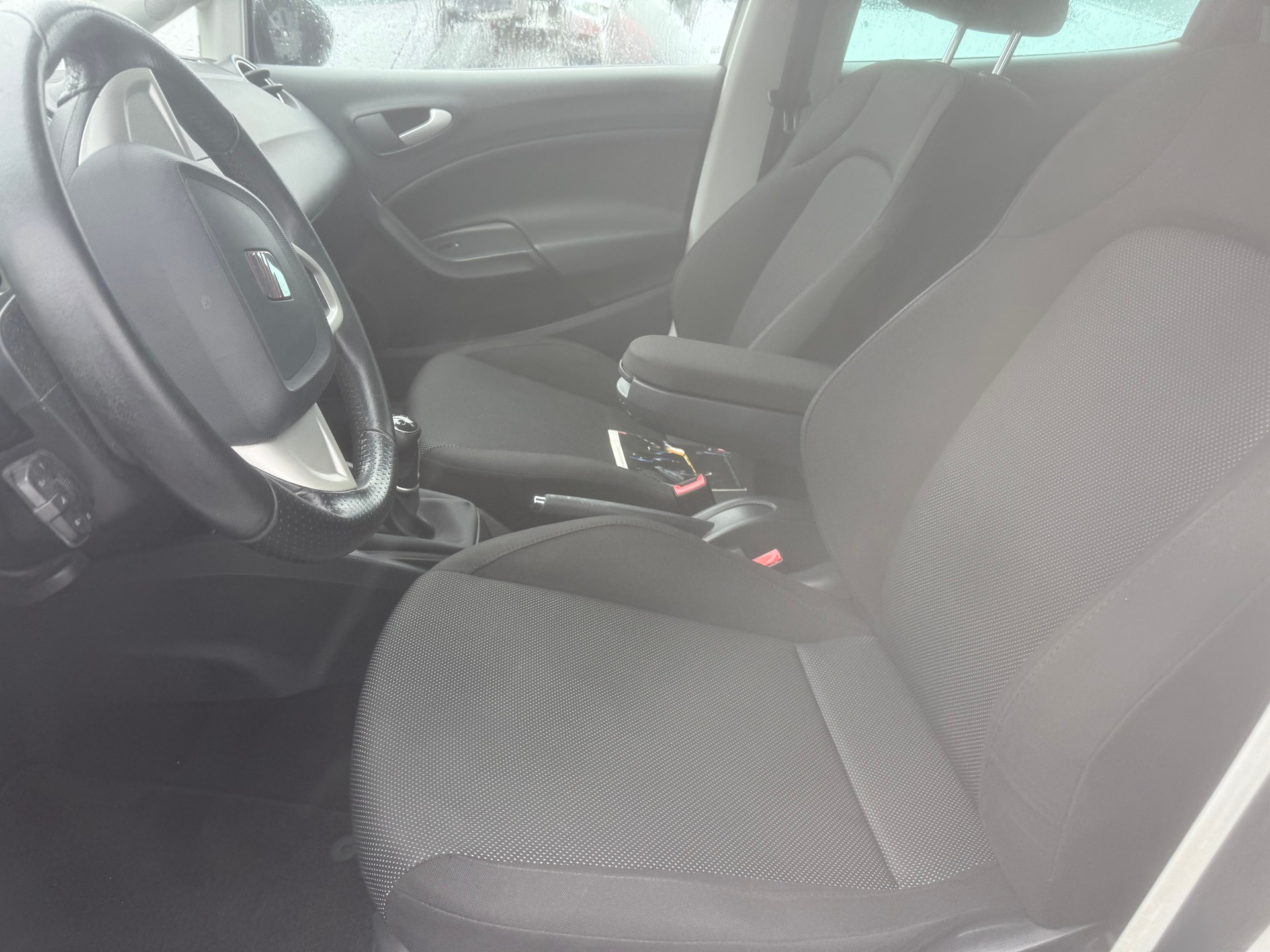 SEAT Ibiza 1.6 Stylance-image-1