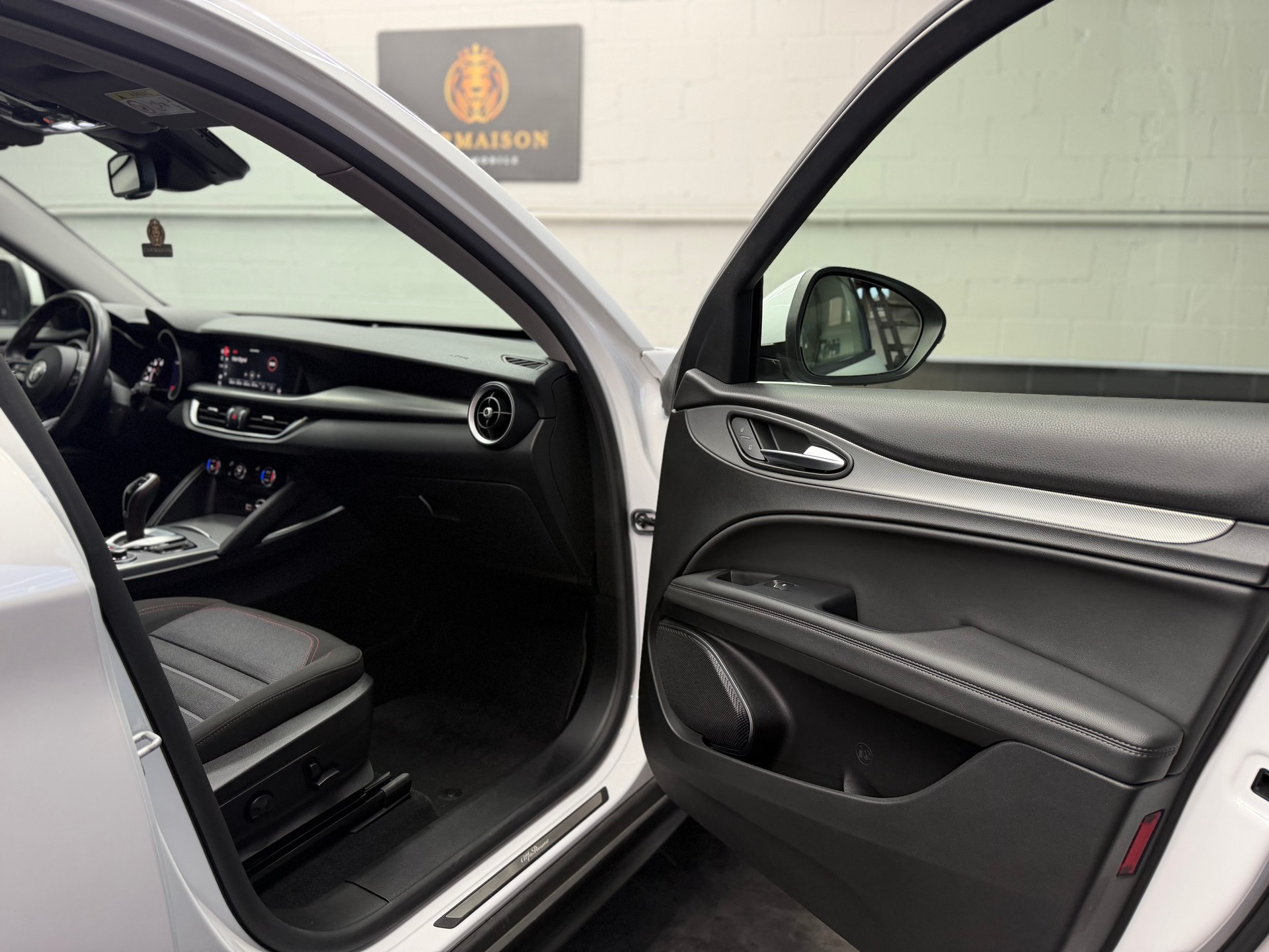 ALFA ROMEO Stelvio 2.0 Super Q4 Automatic | CH-Auto | 1. Hand | ACC Tempomat | Rückfahrkamera | Keyless | Facelift-image-22