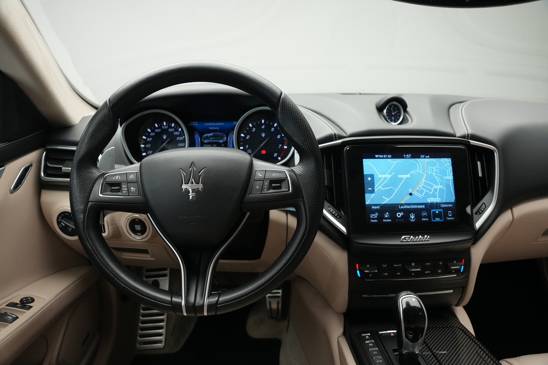 MASERATI Ghibli S Q4 3.0 V6 Automatica *Carbon*-image-18
