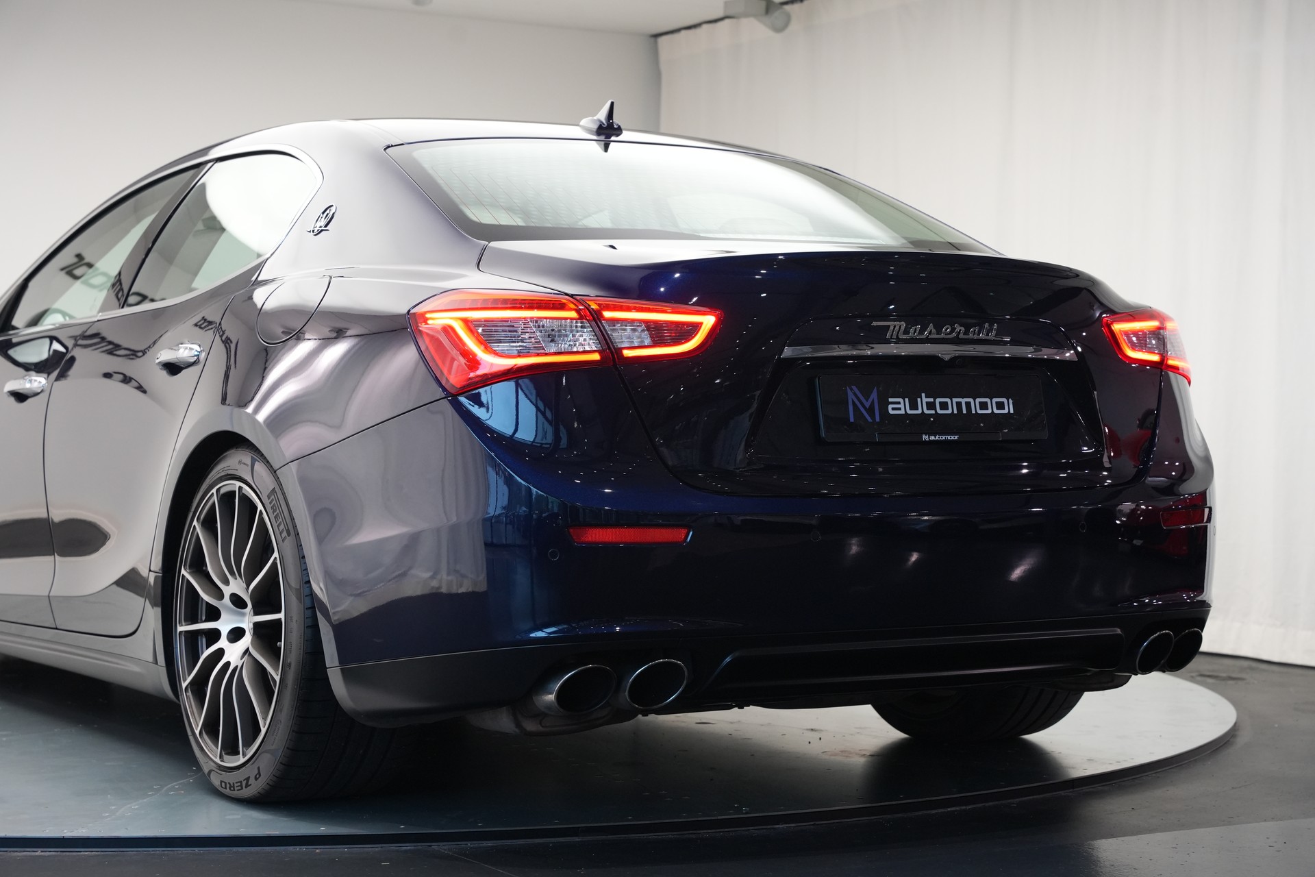 MASERATI Ghibli S Q4 3.0 V6 Automatica *Carbon*-image-40