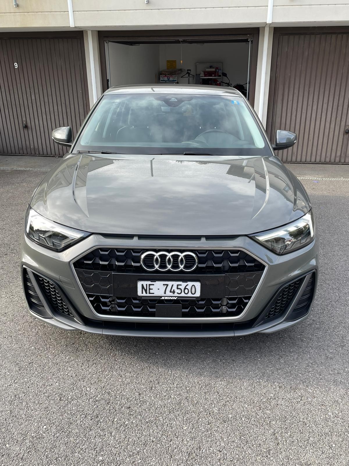 Car photo