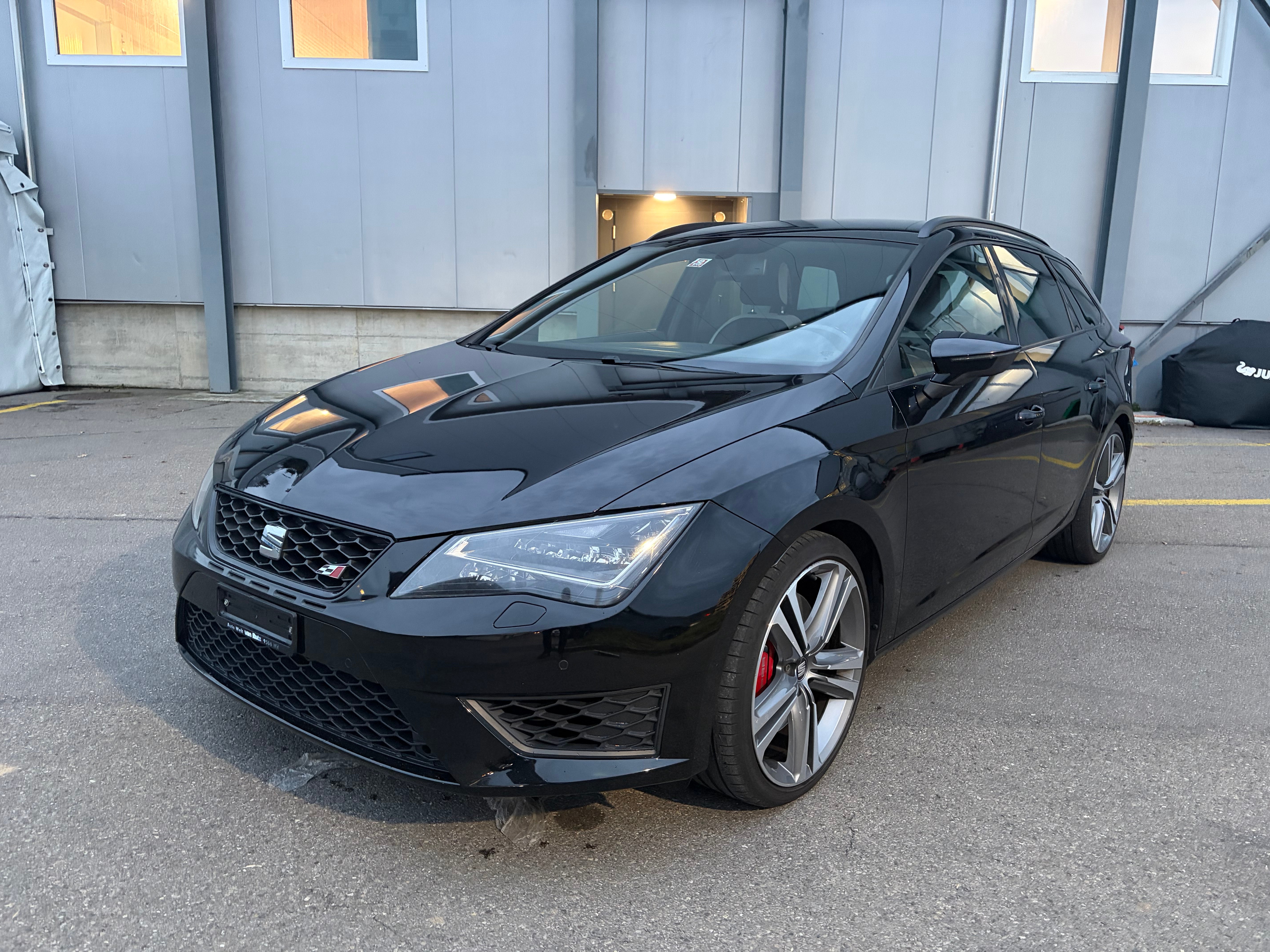 Car photo