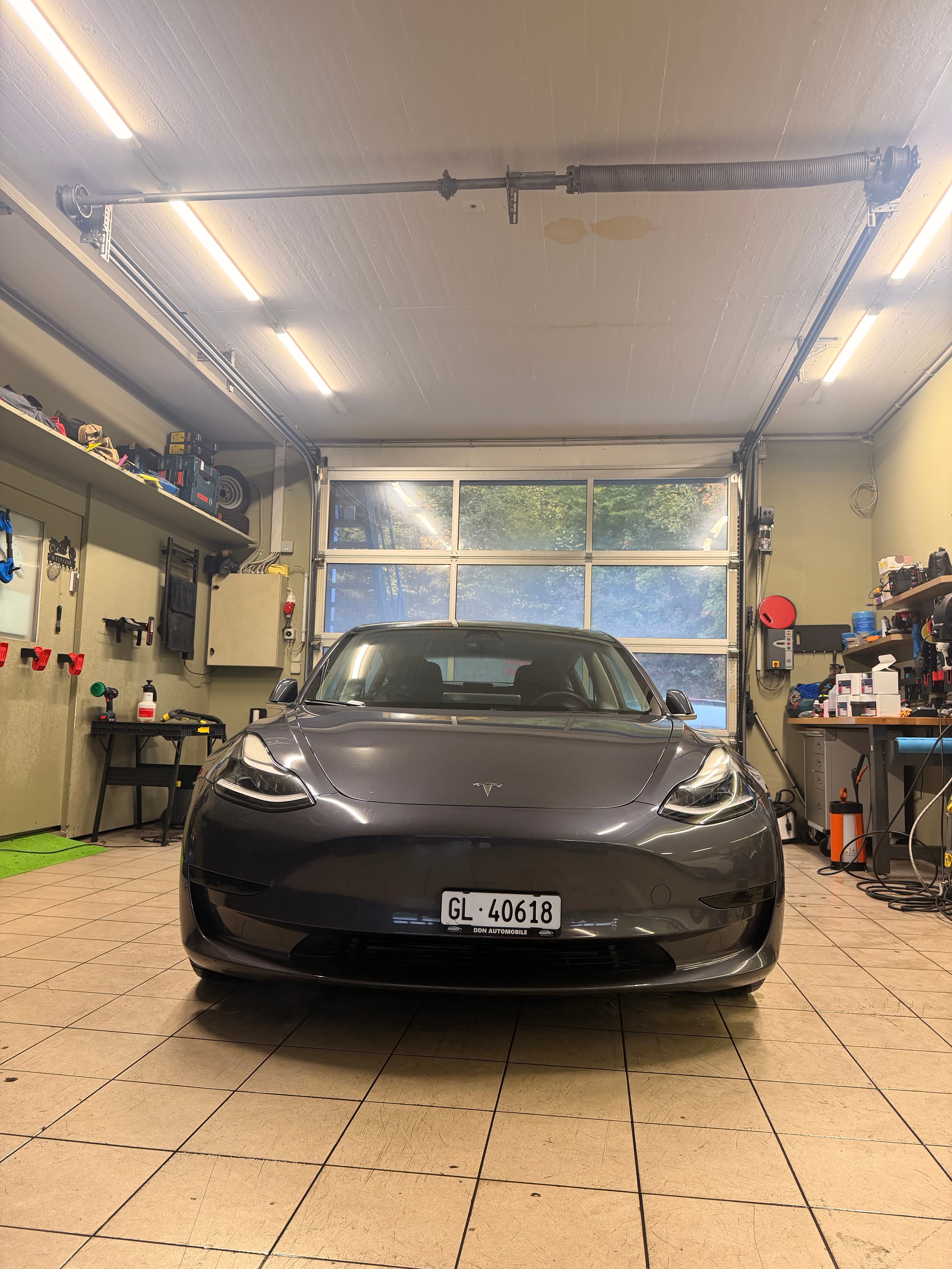 Car photo