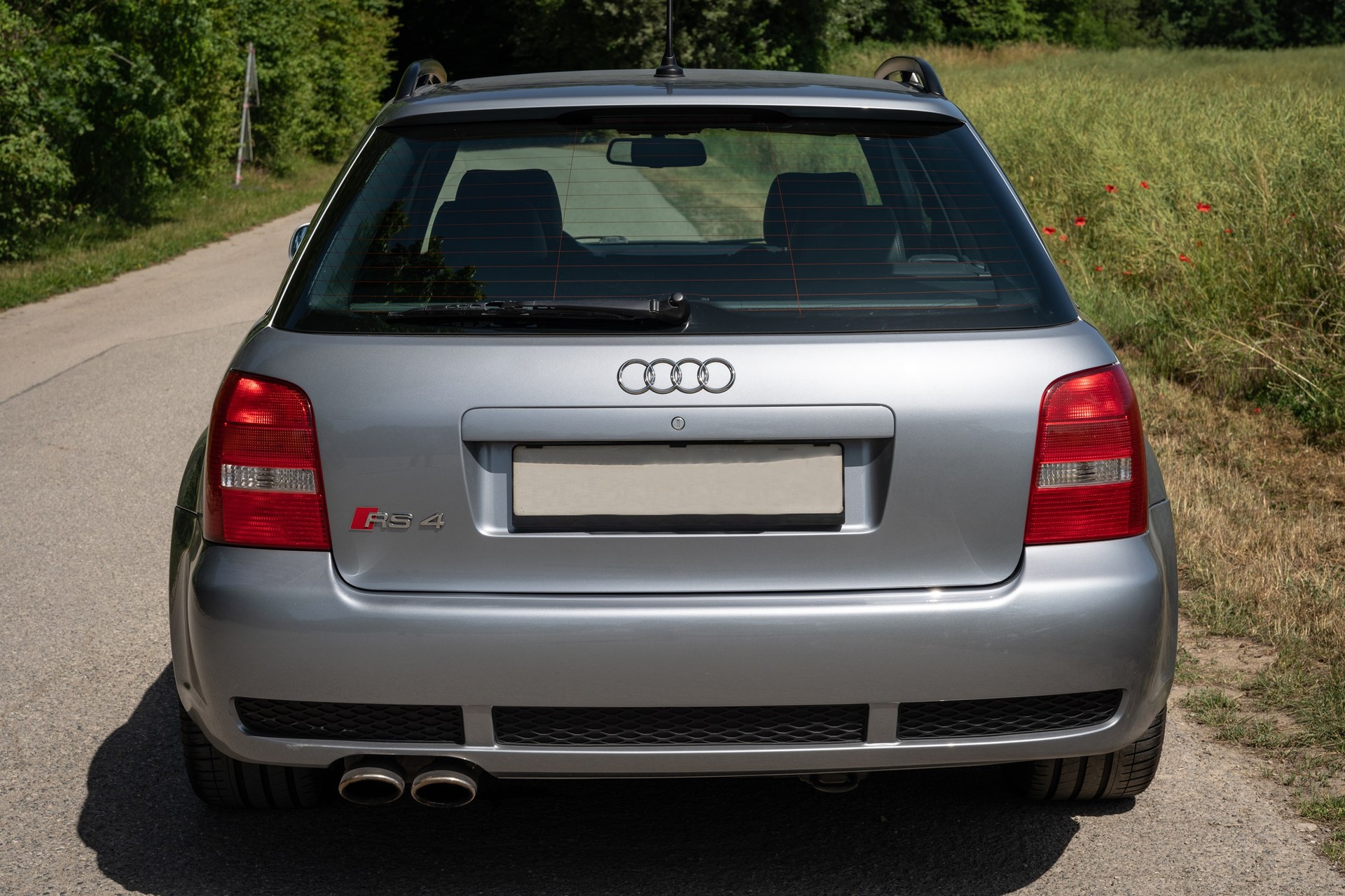 AUDI RS4 Avant quattro-image-5
