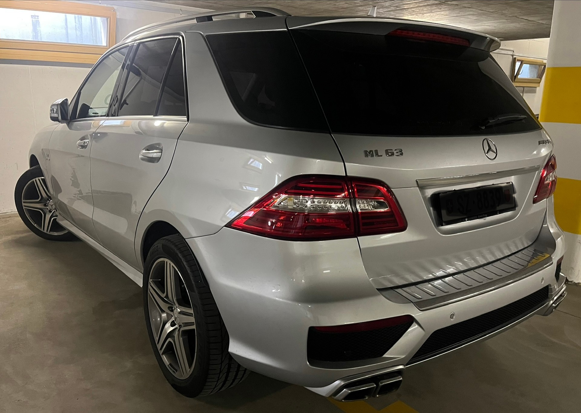 MERCEDES-BENZ ML 63 AMG 4Matic Speedshift-image-3