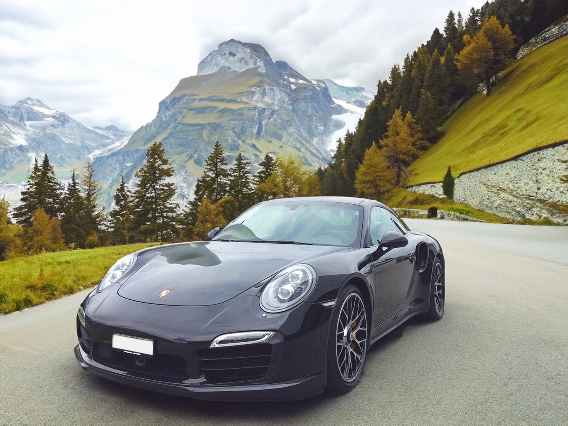 PORSCHE 911 Turbo S PDK-image-3