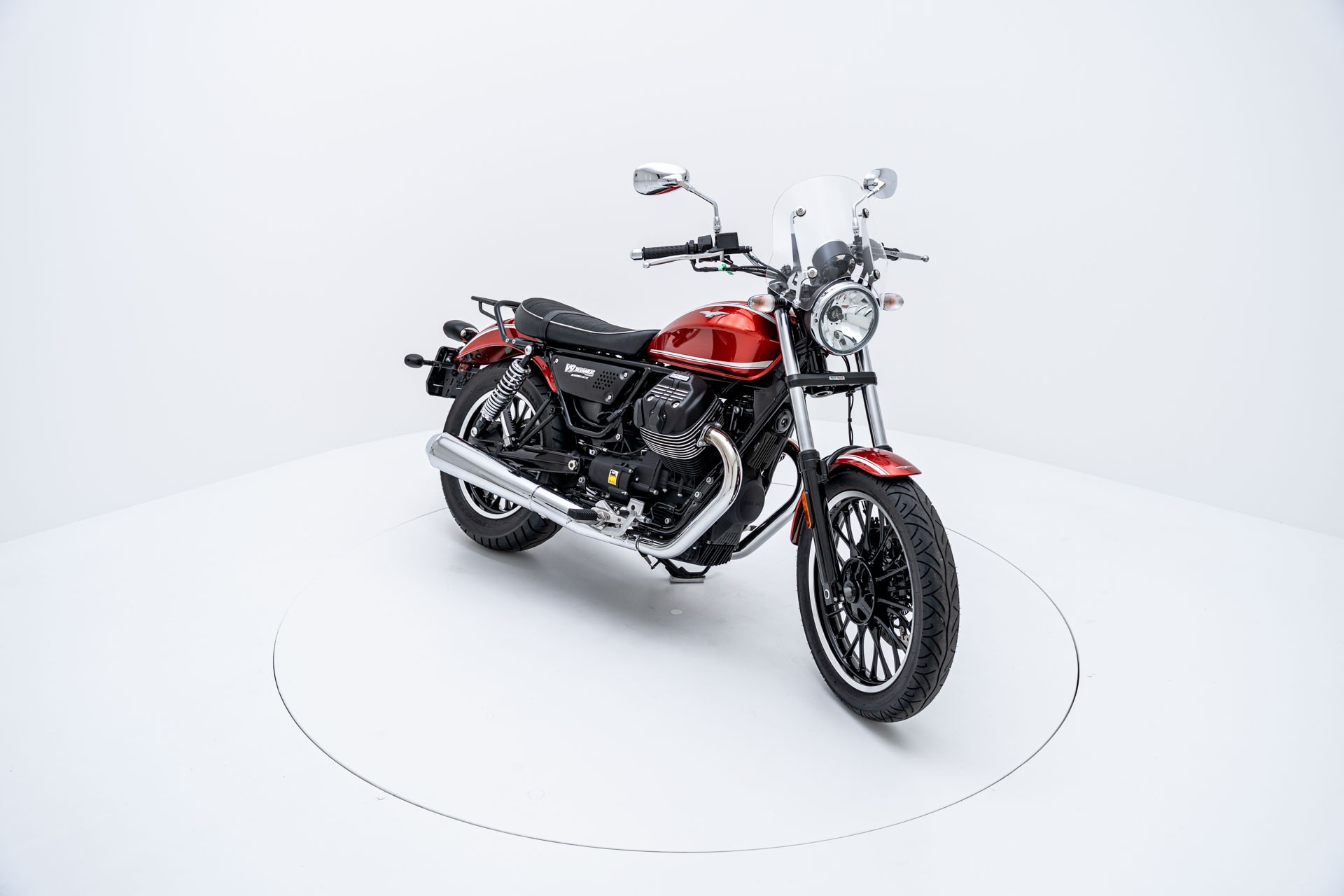 MOTO GUZZI V9 Roamer 850 ABS-showroom-element-1
