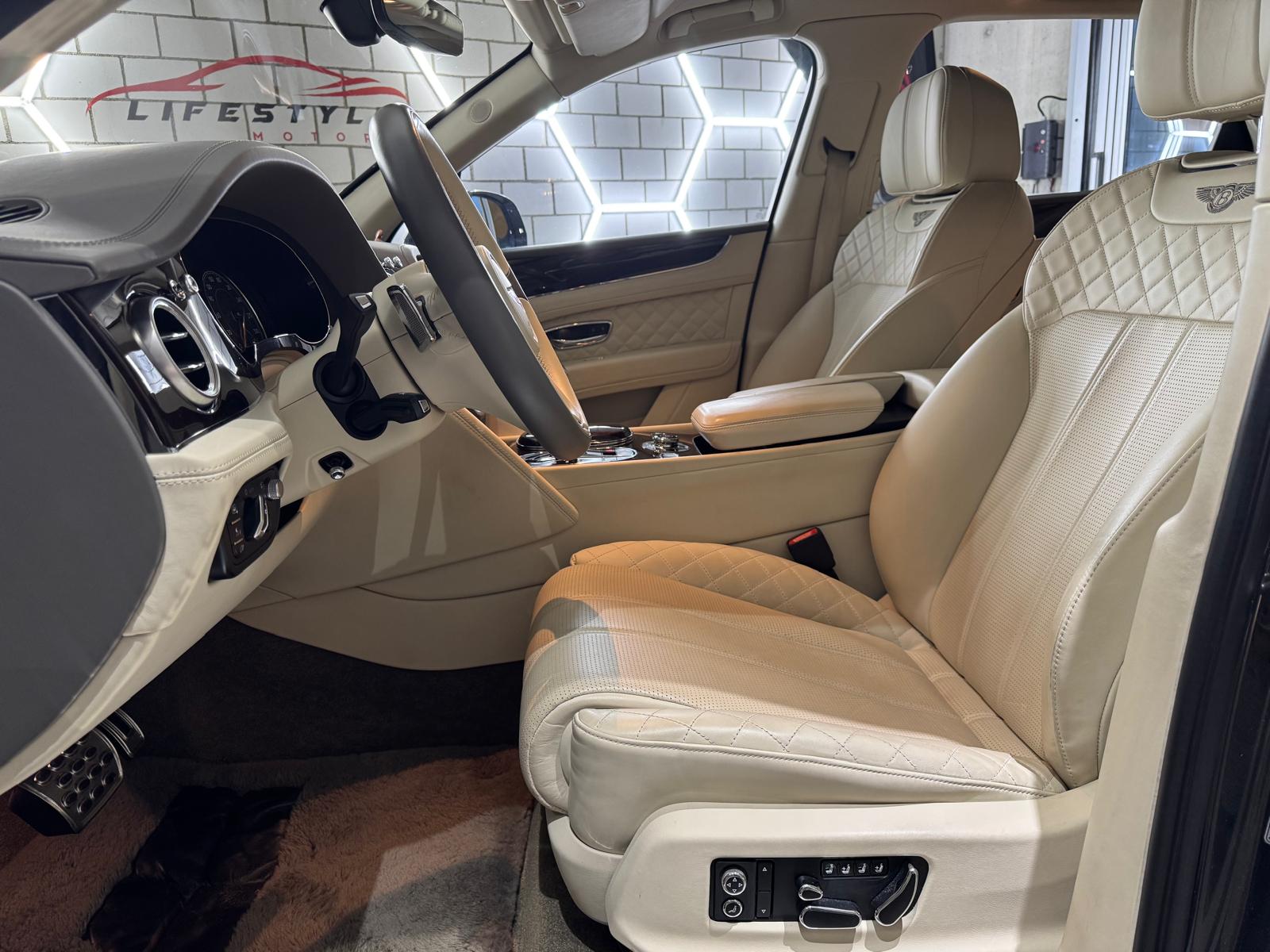 BENTLEY Bentayga W12-image-4